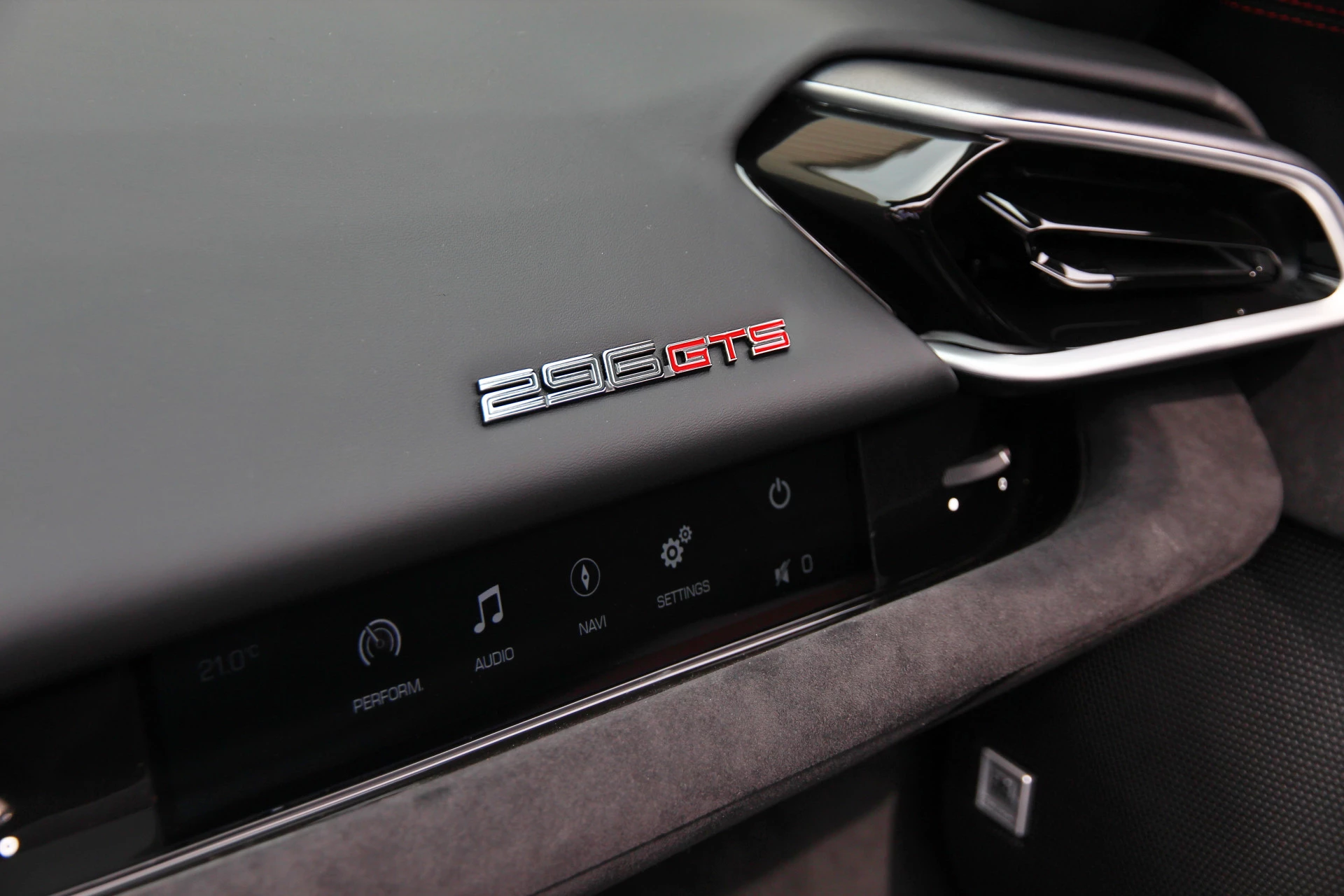 Hoofdafbeelding Ferrari 296