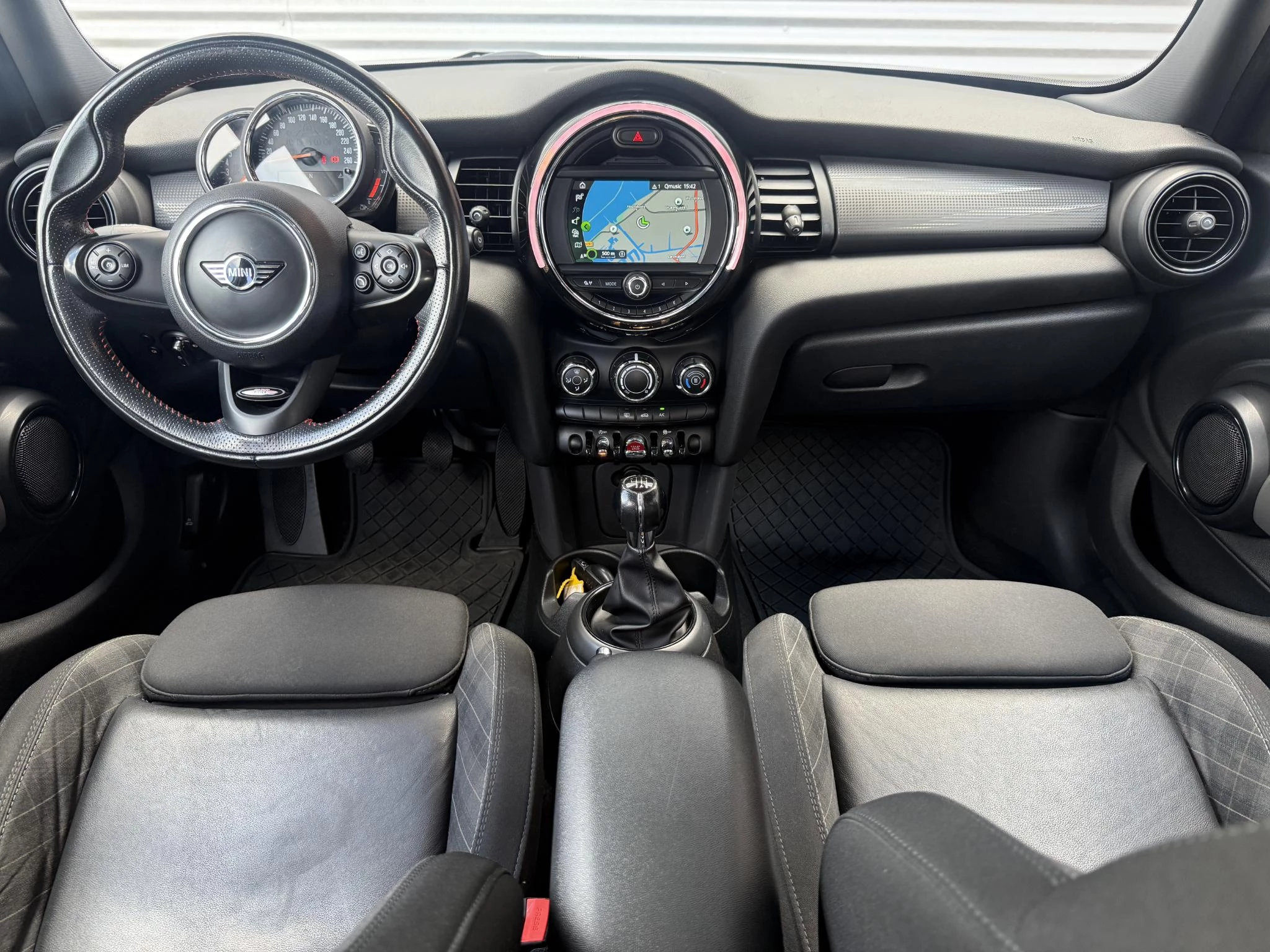 Hoofdafbeelding MINI 5-deurs
