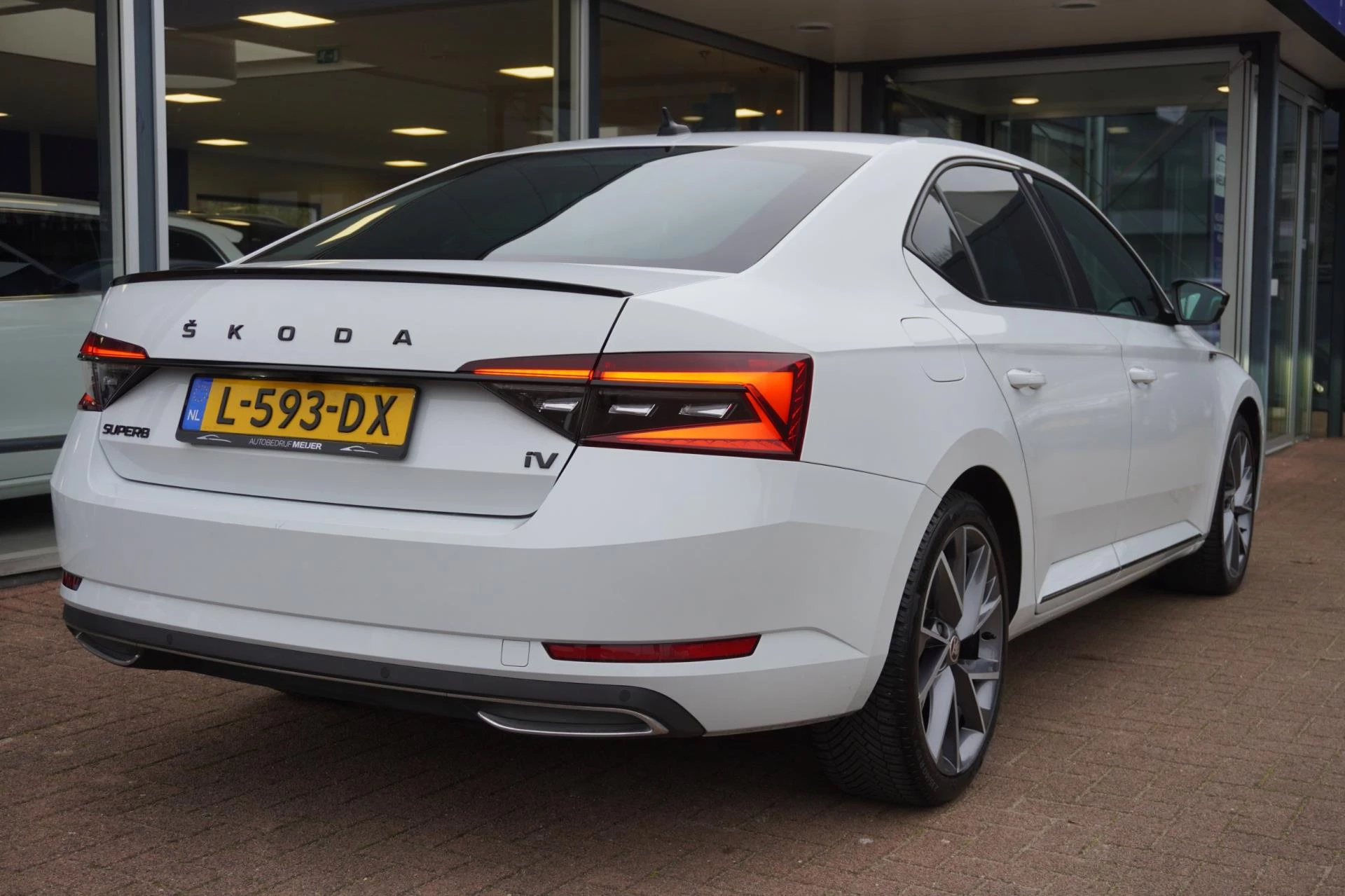 Hoofdafbeelding Škoda Superb