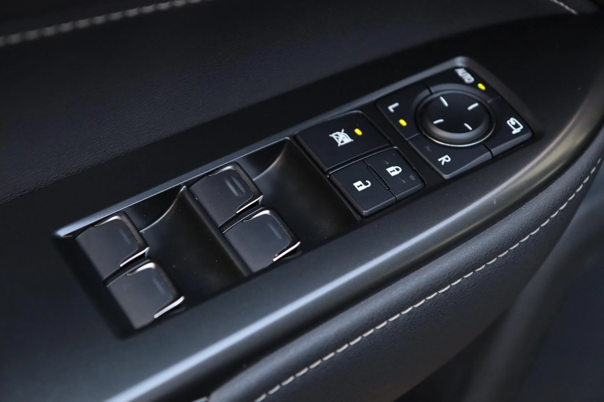 Hoofdafbeelding Lexus NX