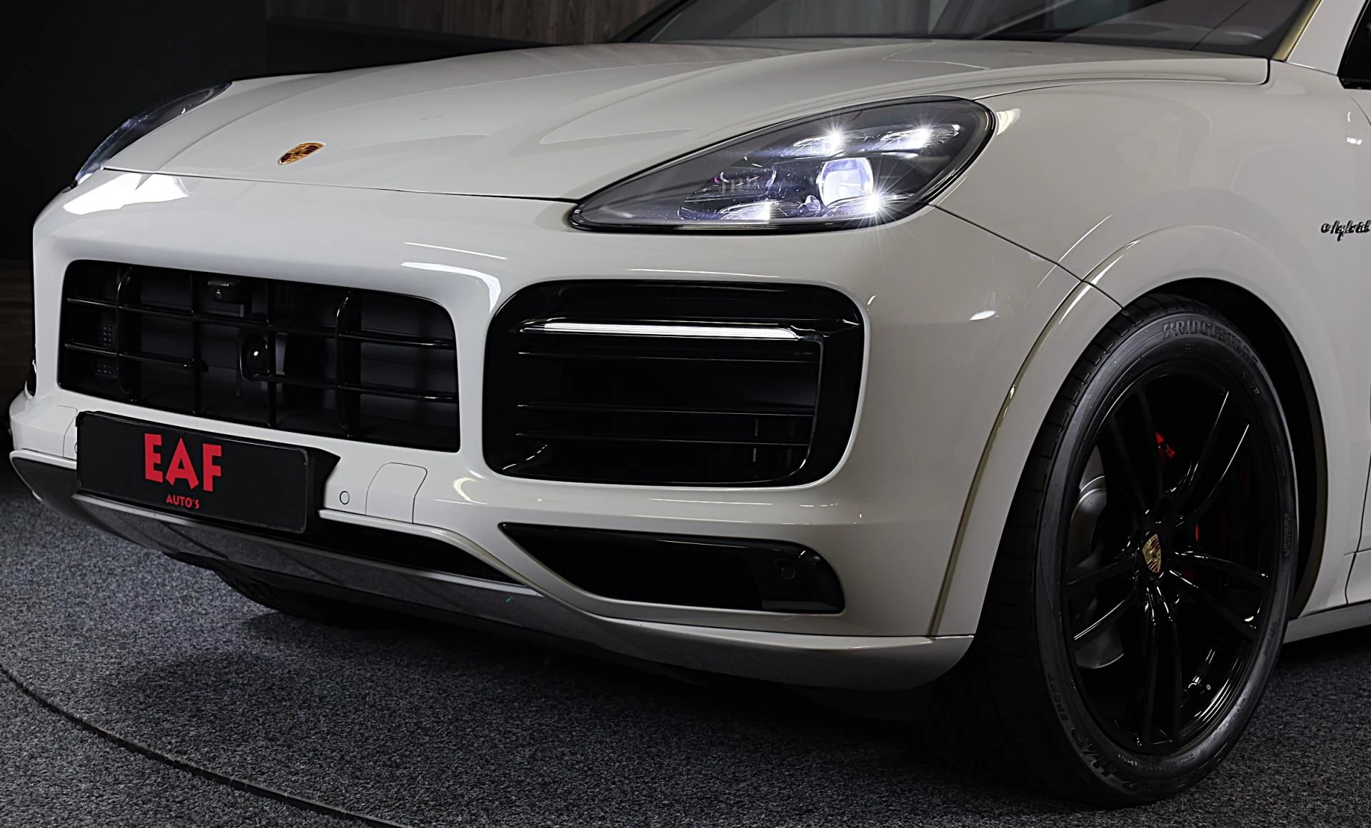 Hoofdafbeelding Porsche Cayenne