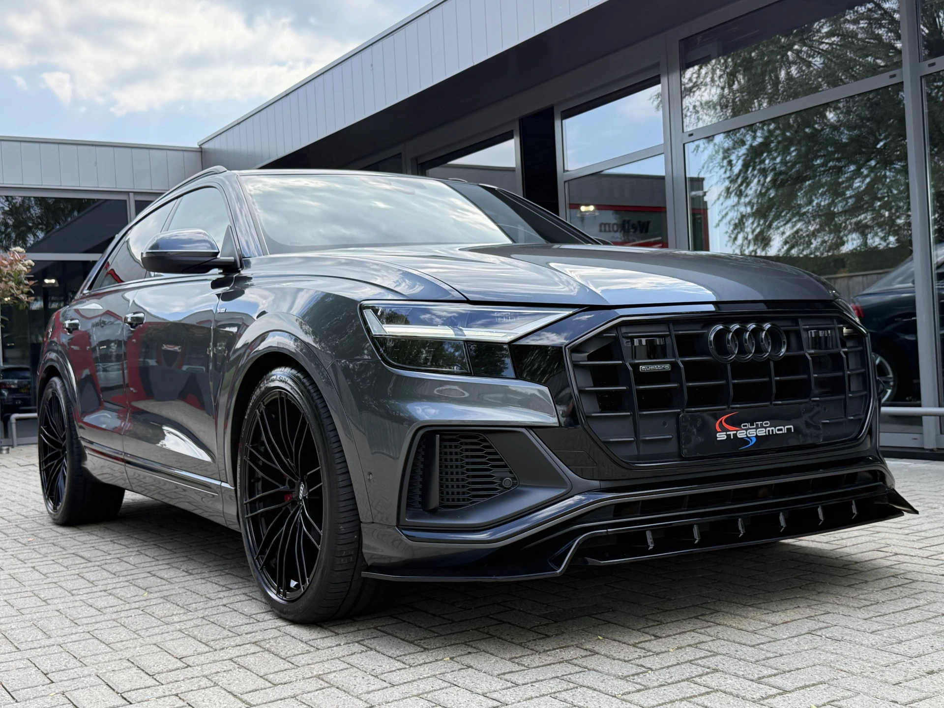 Hoofdafbeelding Audi Q8