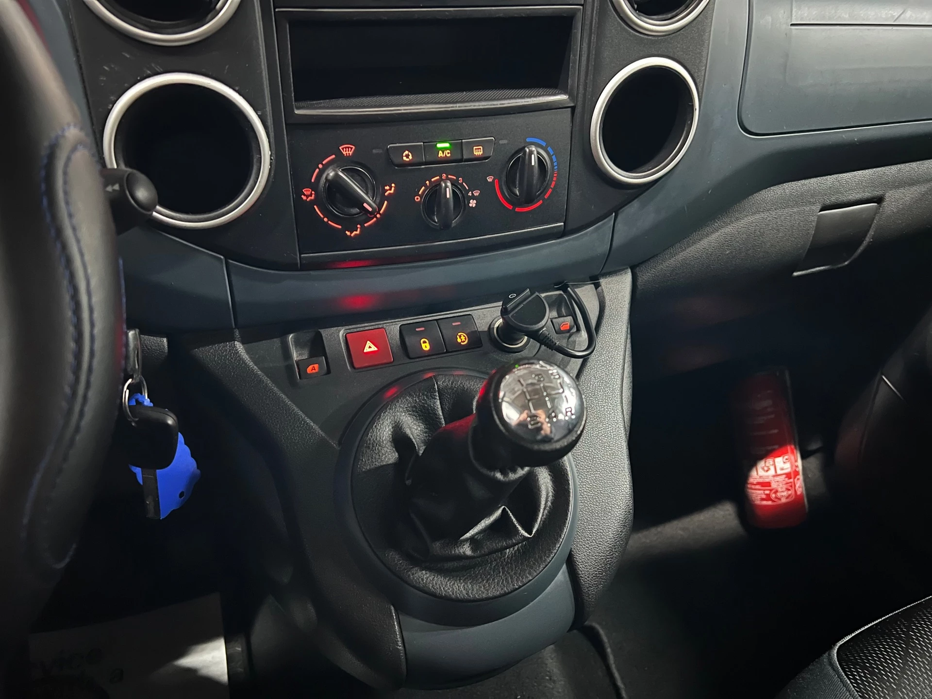 Hoofdafbeelding Peugeot Partner