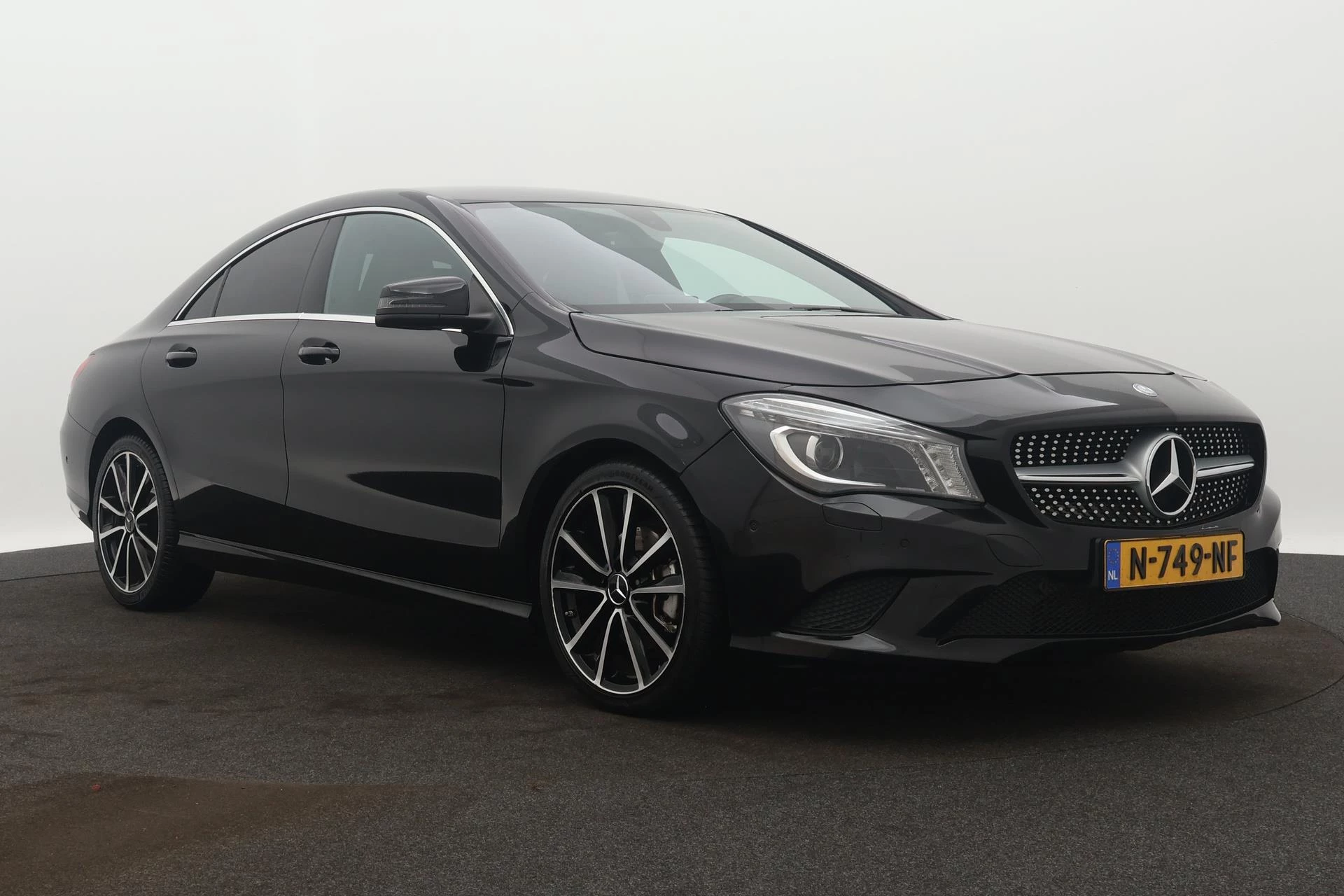 Hoofdafbeelding Mercedes-Benz CLA