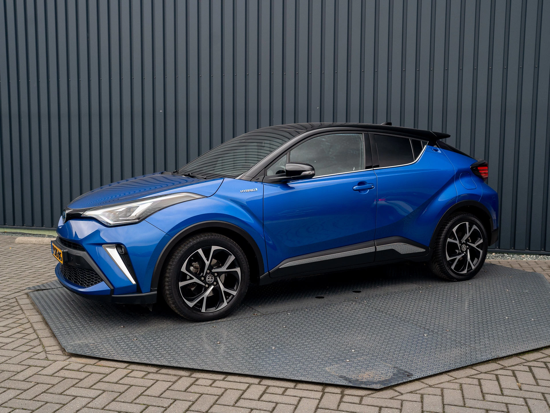 Hoofdafbeelding Toyota C-HR