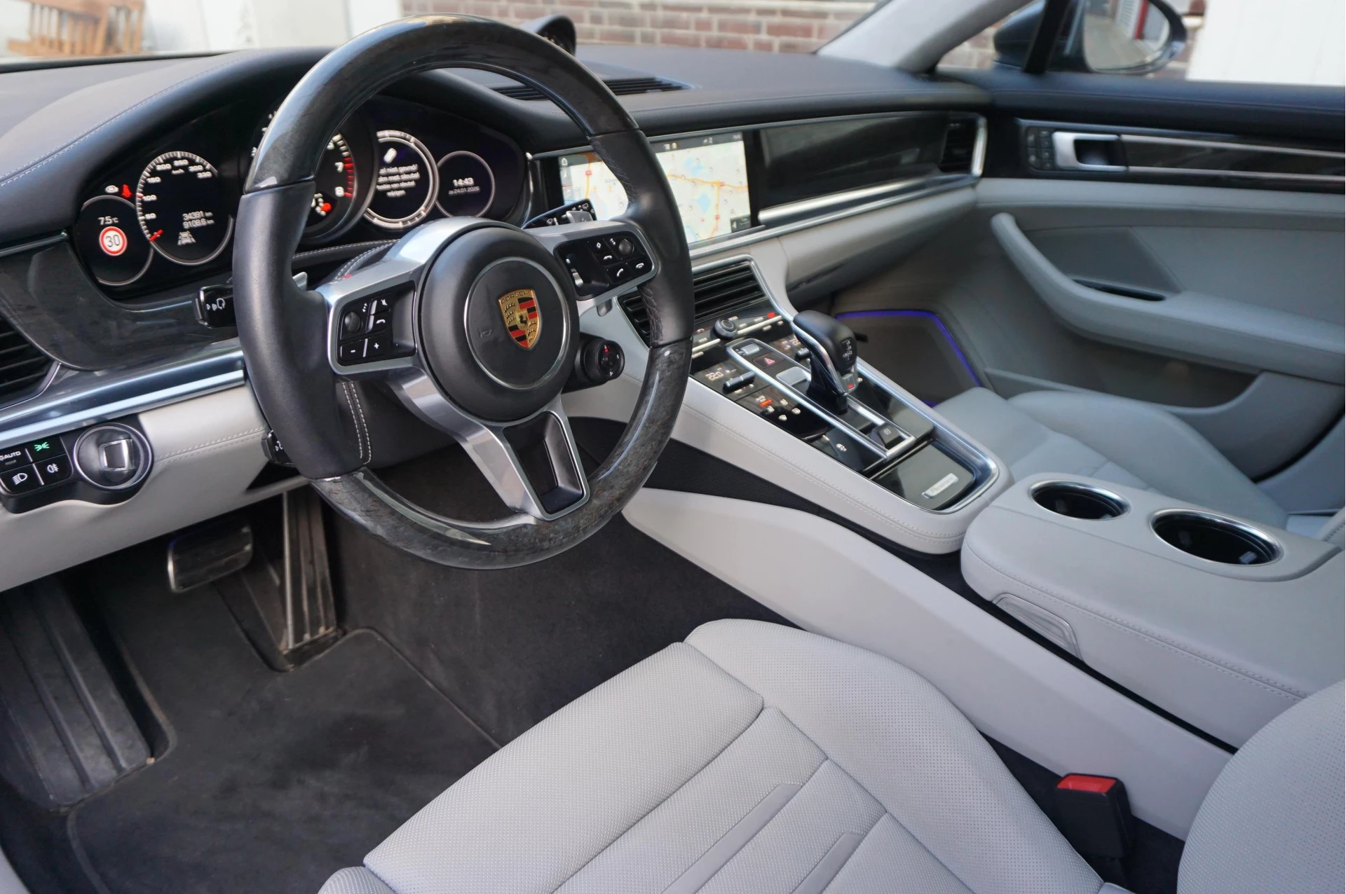 Hoofdafbeelding Porsche Panamera