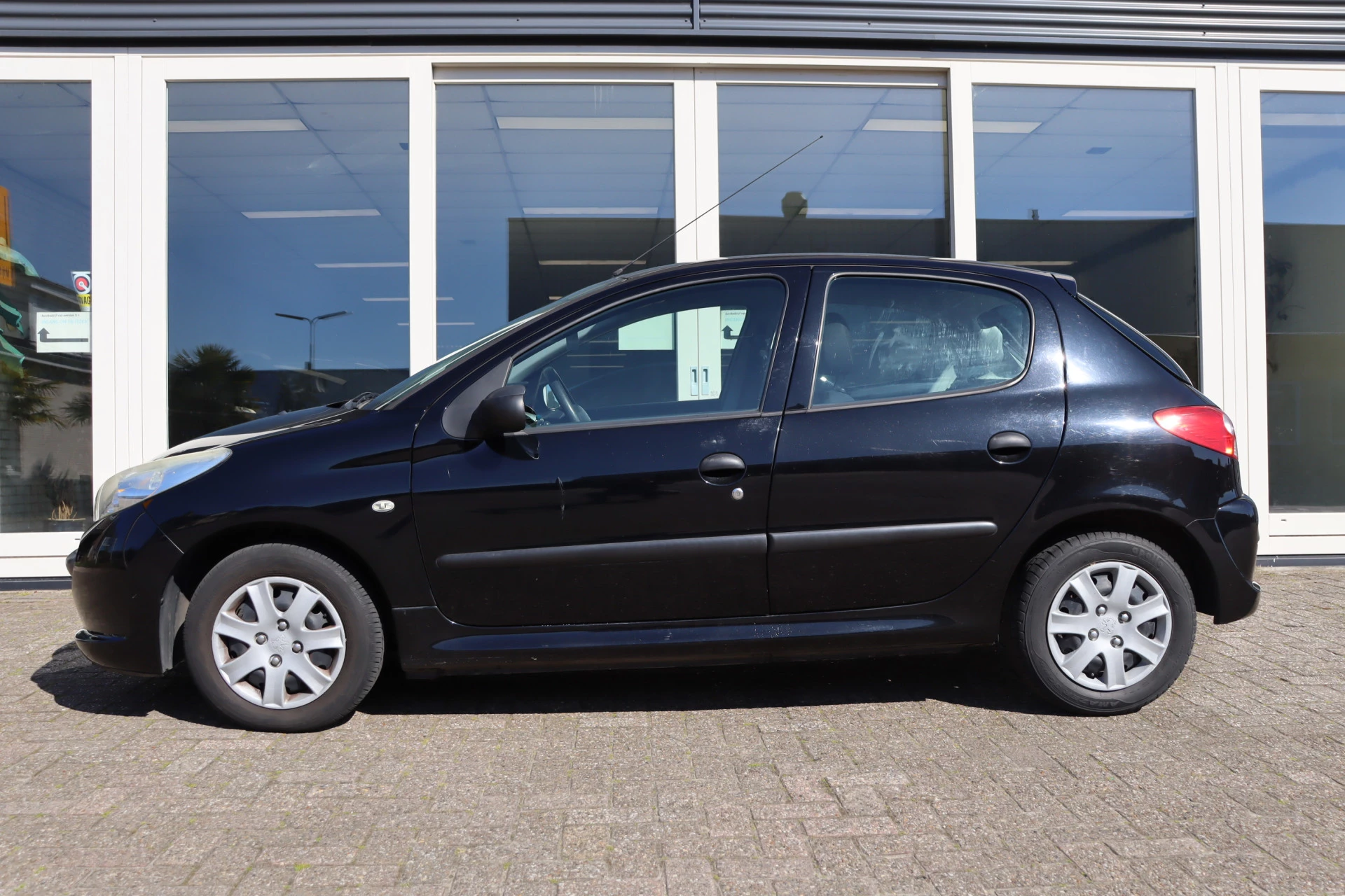 Hoofdafbeelding Peugeot 206