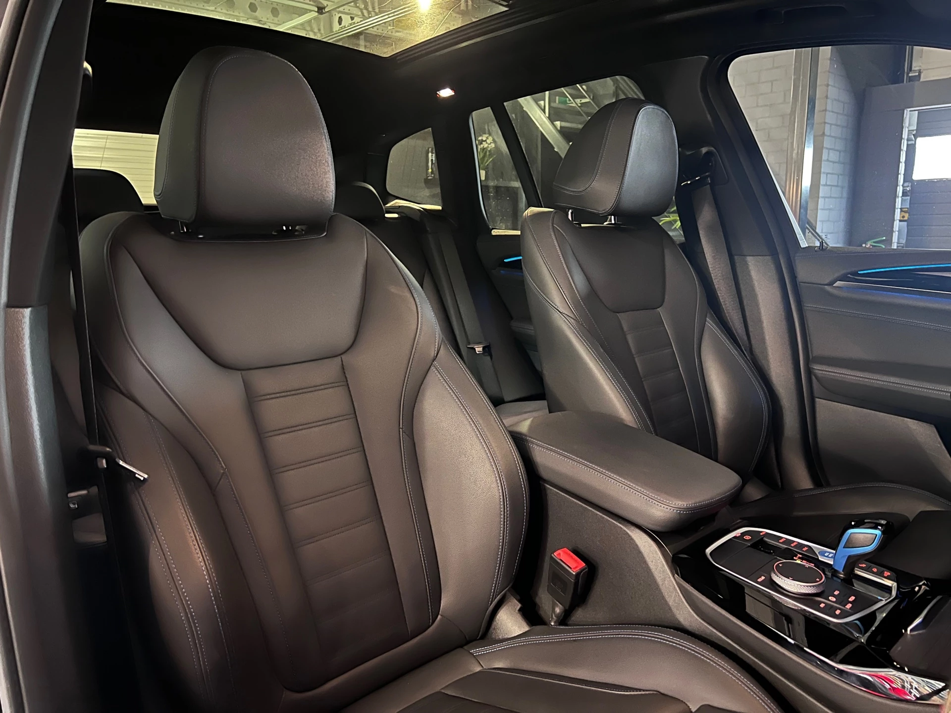 Hoofdafbeelding BMW iX3