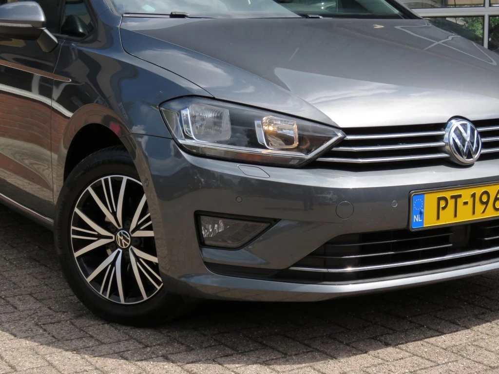 Hoofdafbeelding Volkswagen Golf Sportsvan