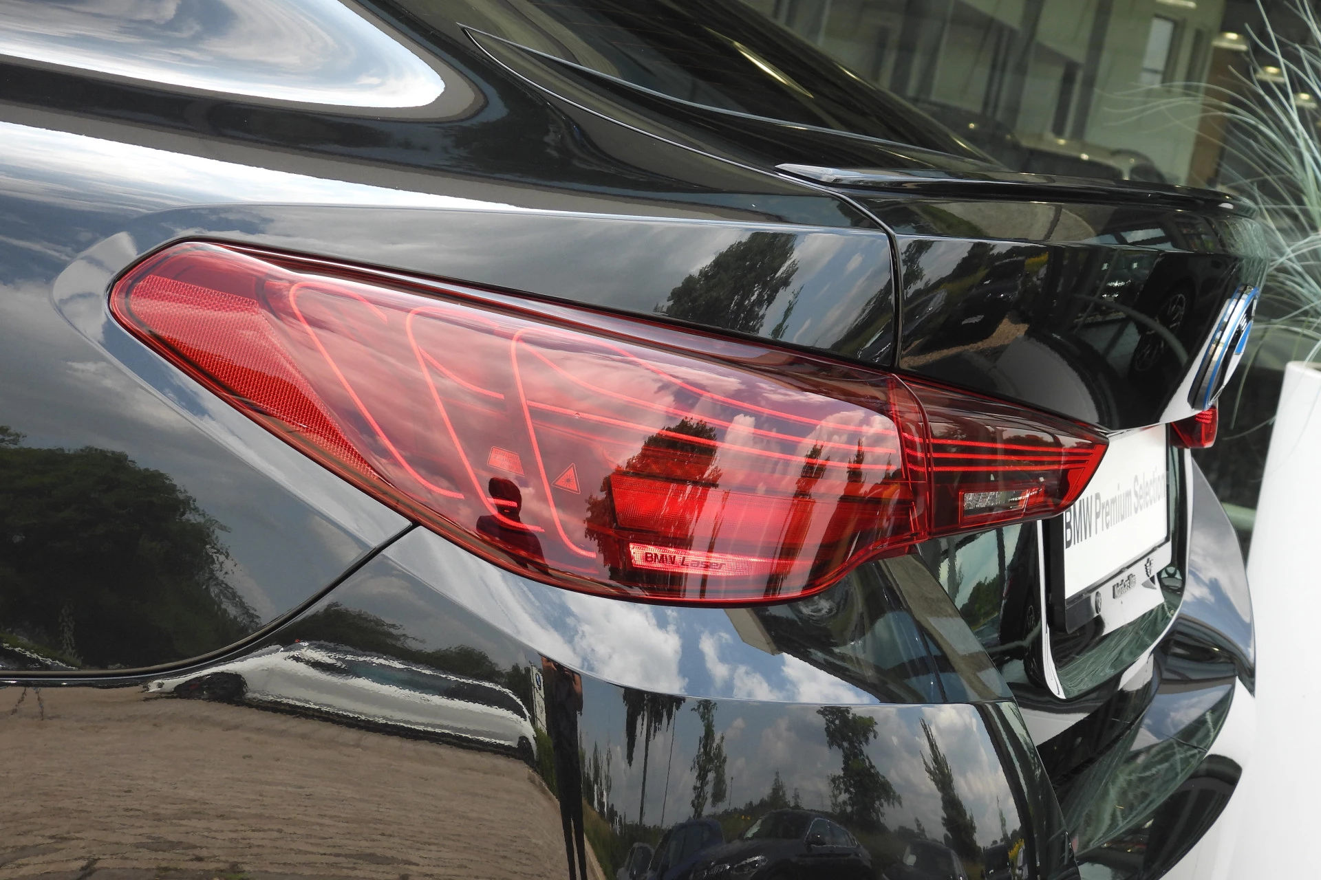 Hoofdafbeelding BMW i4