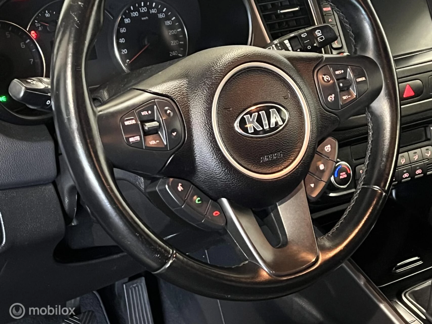 Hoofdafbeelding Kia Carens