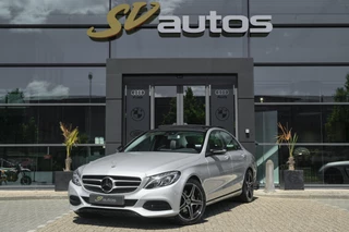 Mercedes-Benz C-klasse C180 156pk Ambition Panoramadak 1/2 Leder Navigatie Stoelverwarming Led intelligent NLauto NAP 17" LMV