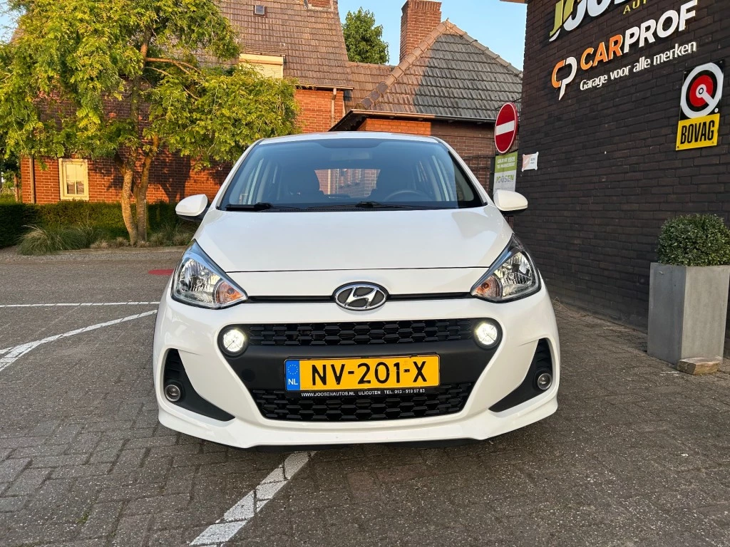 Hoofdafbeelding Hyundai i10