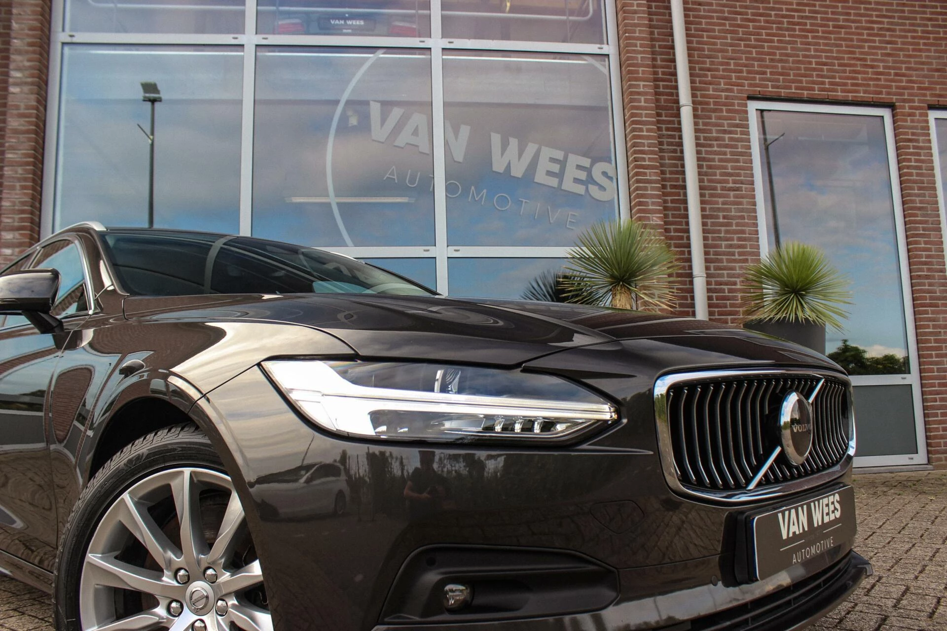 Hoofdafbeelding Volvo V90