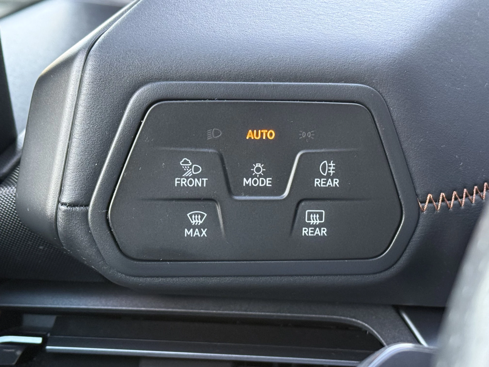 Hoofdafbeelding CUPRA Born