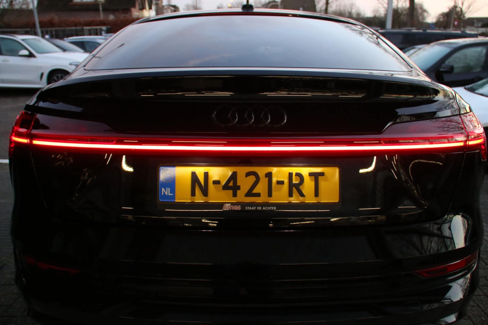 Hoofdafbeelding Audi e-tron