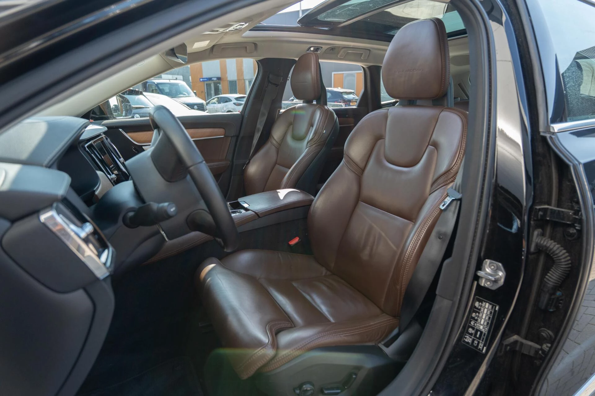 Hoofdafbeelding Volvo V90