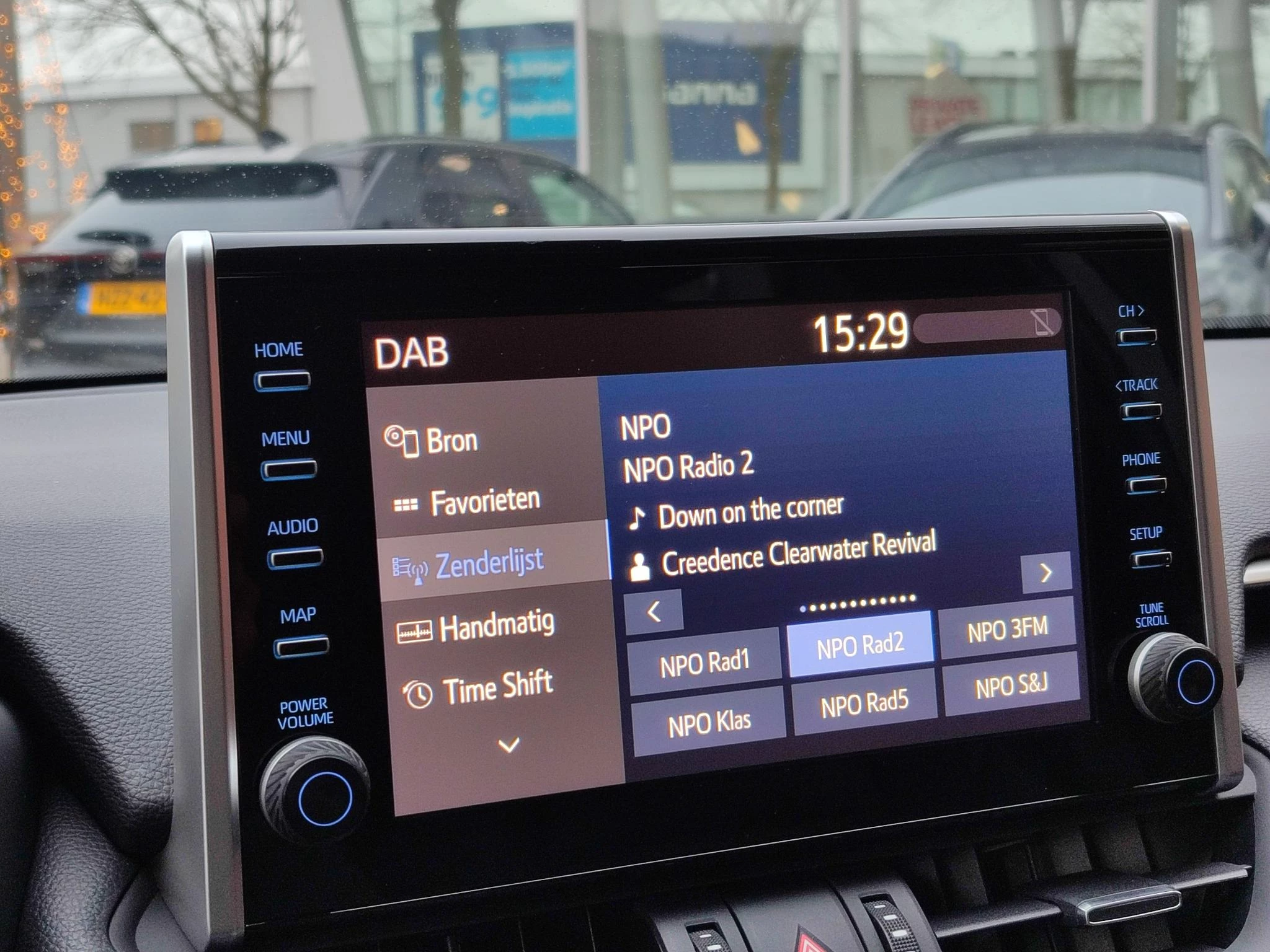 Hoofdafbeelding Toyota RAV4