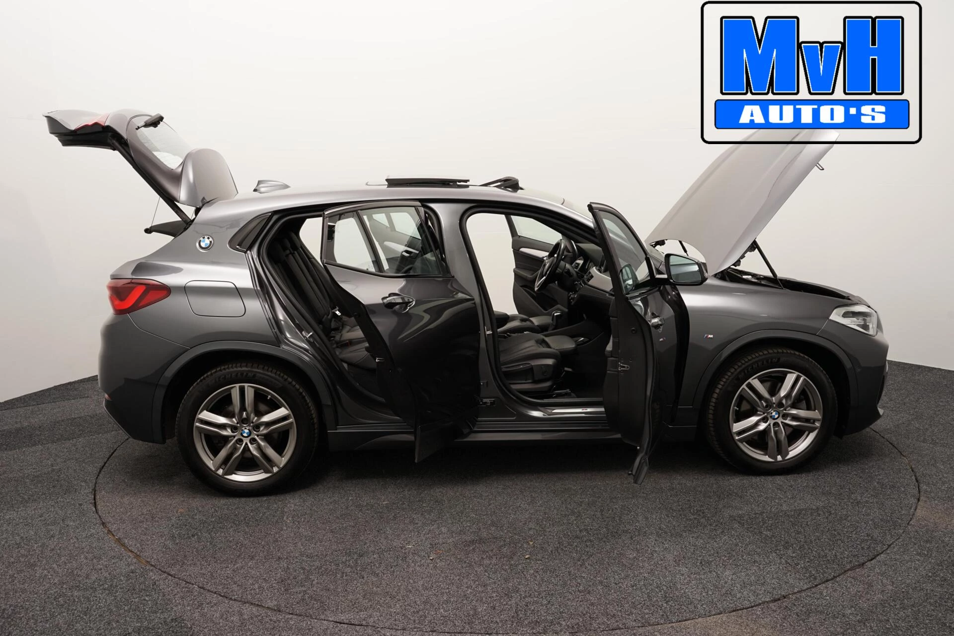 Hoofdafbeelding BMW X2