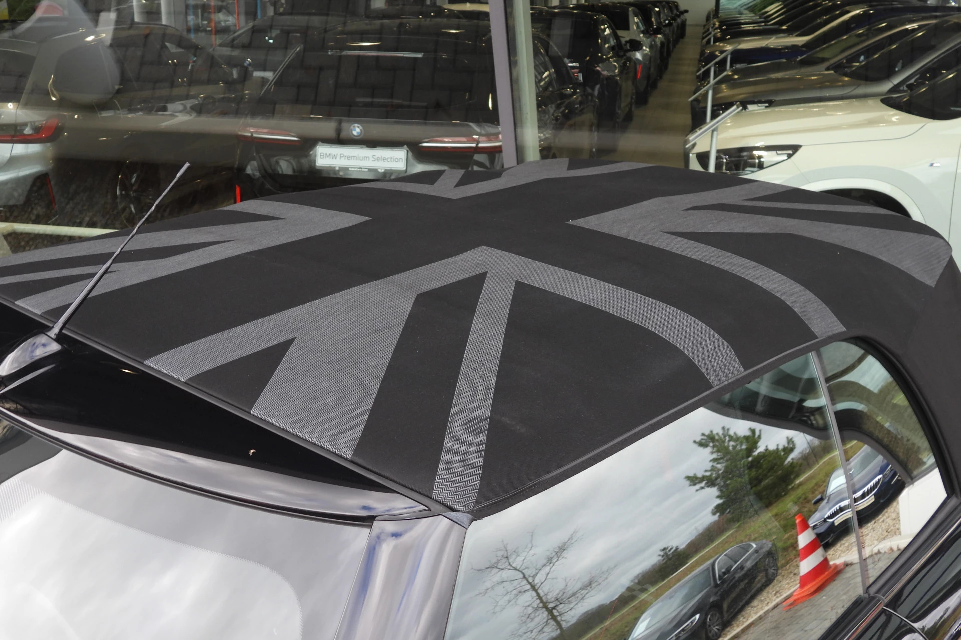 Hoofdafbeelding MINI Cooper Cabrio