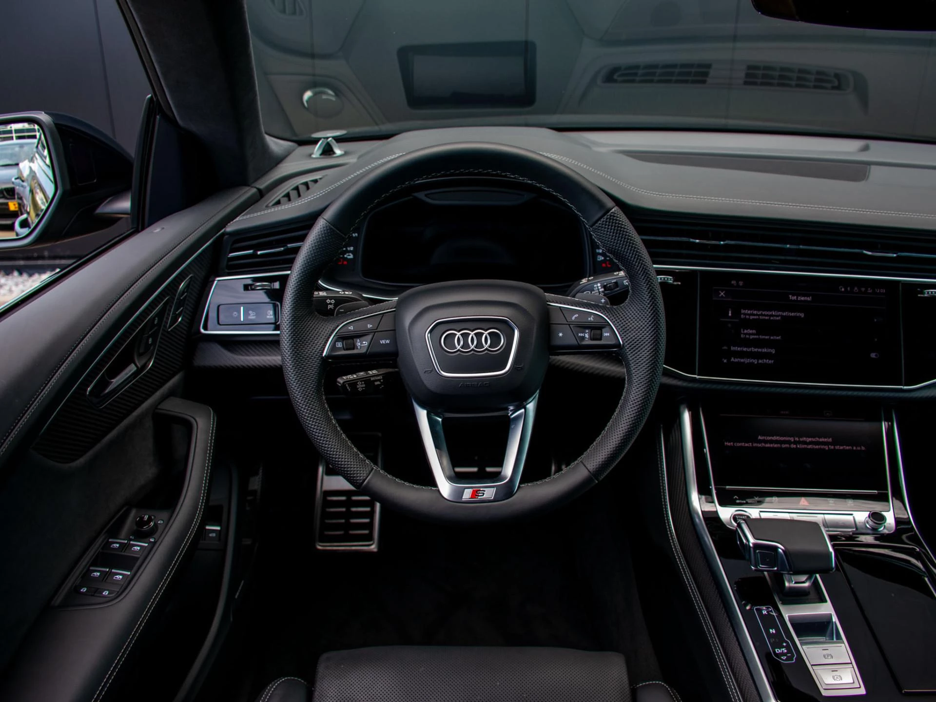 Hoofdafbeelding Audi Q8