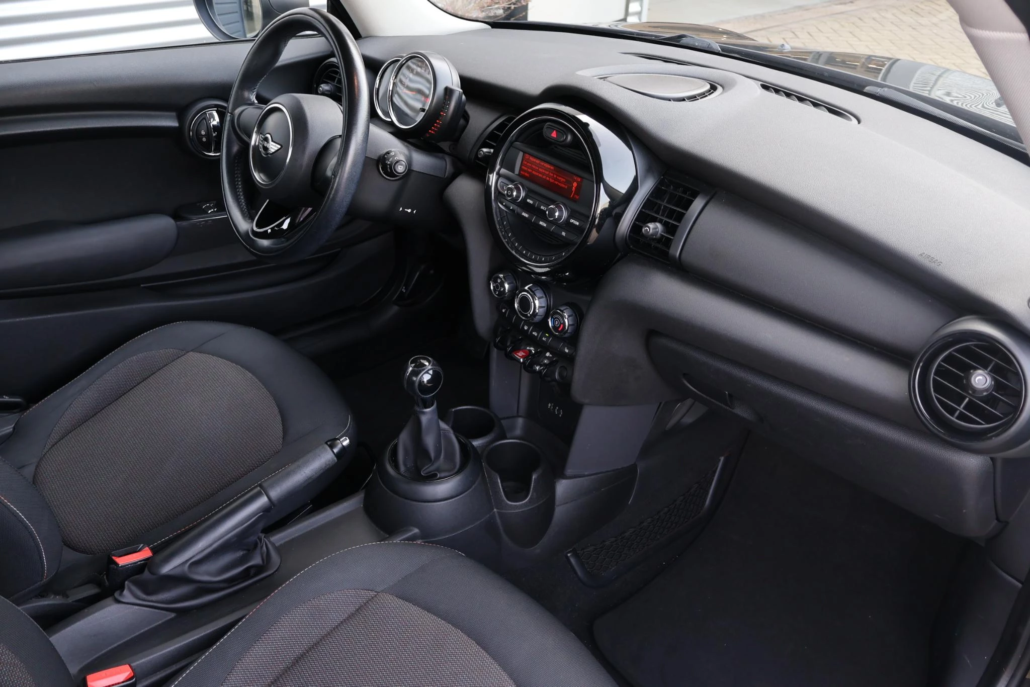 Hoofdafbeelding MINI One