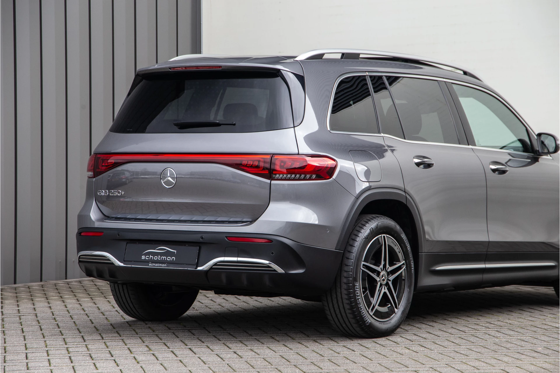 Hoofdafbeelding Mercedes-Benz EQB