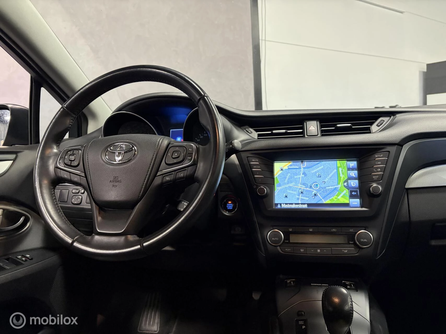 Hoofdafbeelding Toyota Avensis