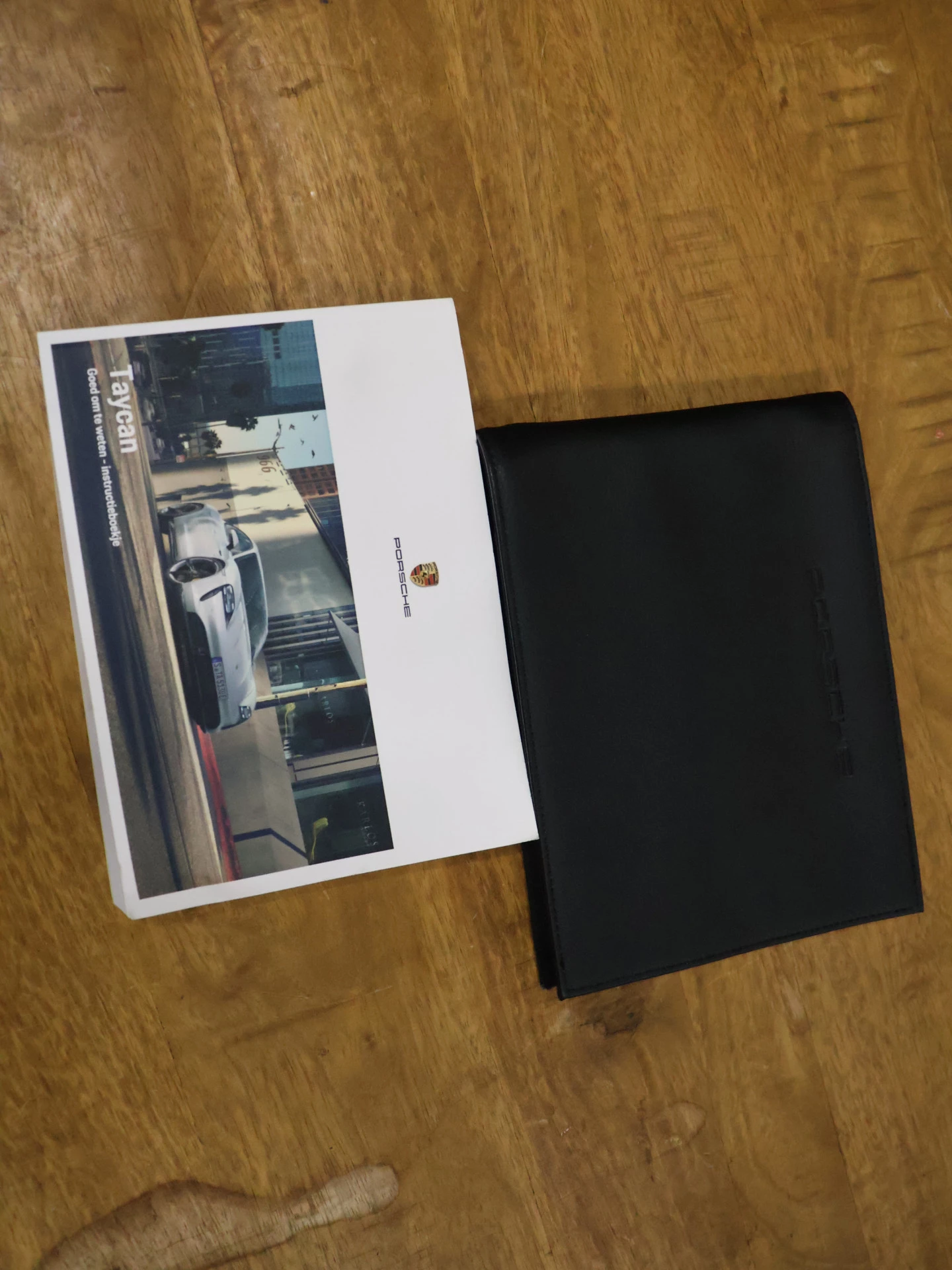 Hoofdafbeelding Porsche Taycan