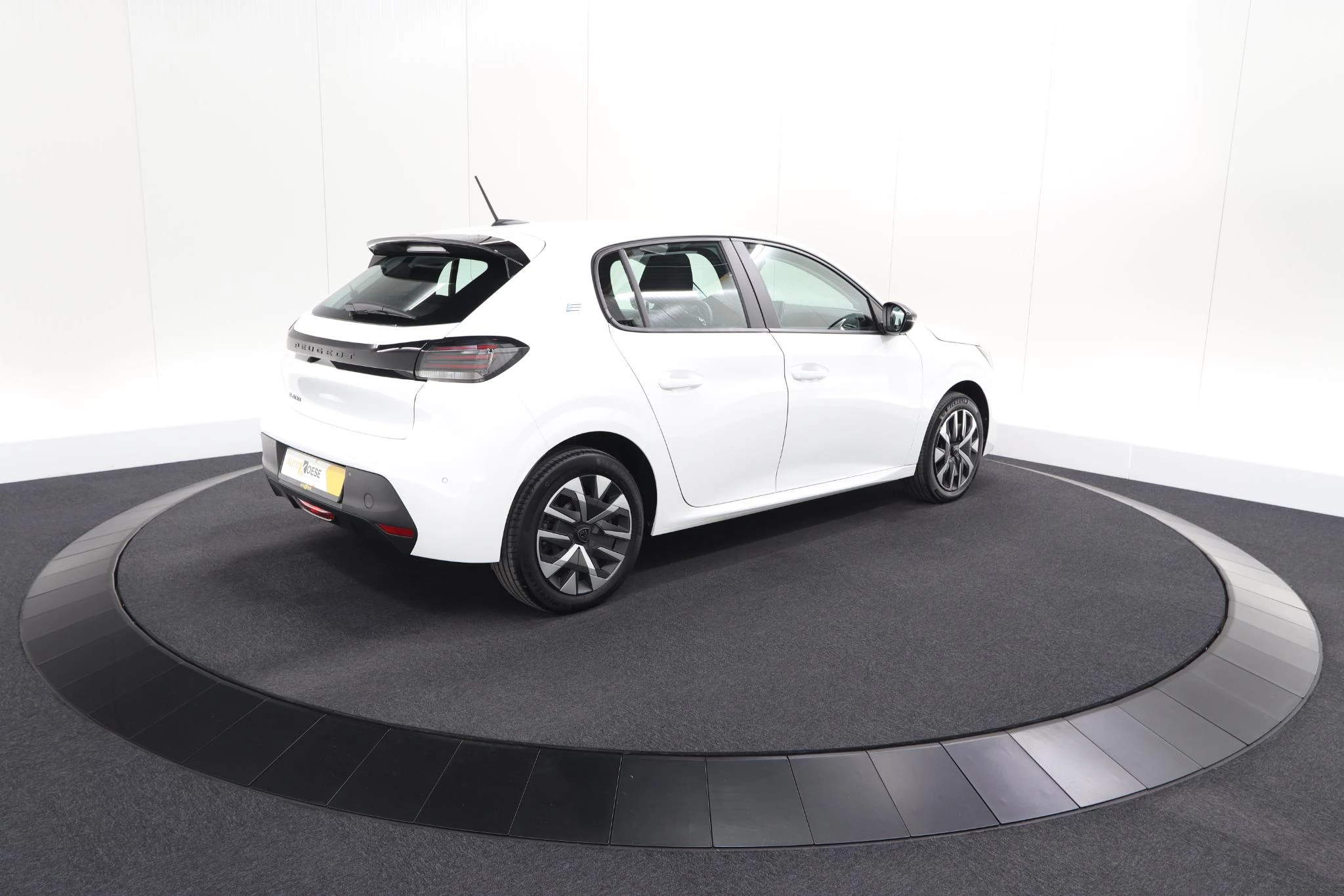 Hoofdafbeelding Peugeot e-208