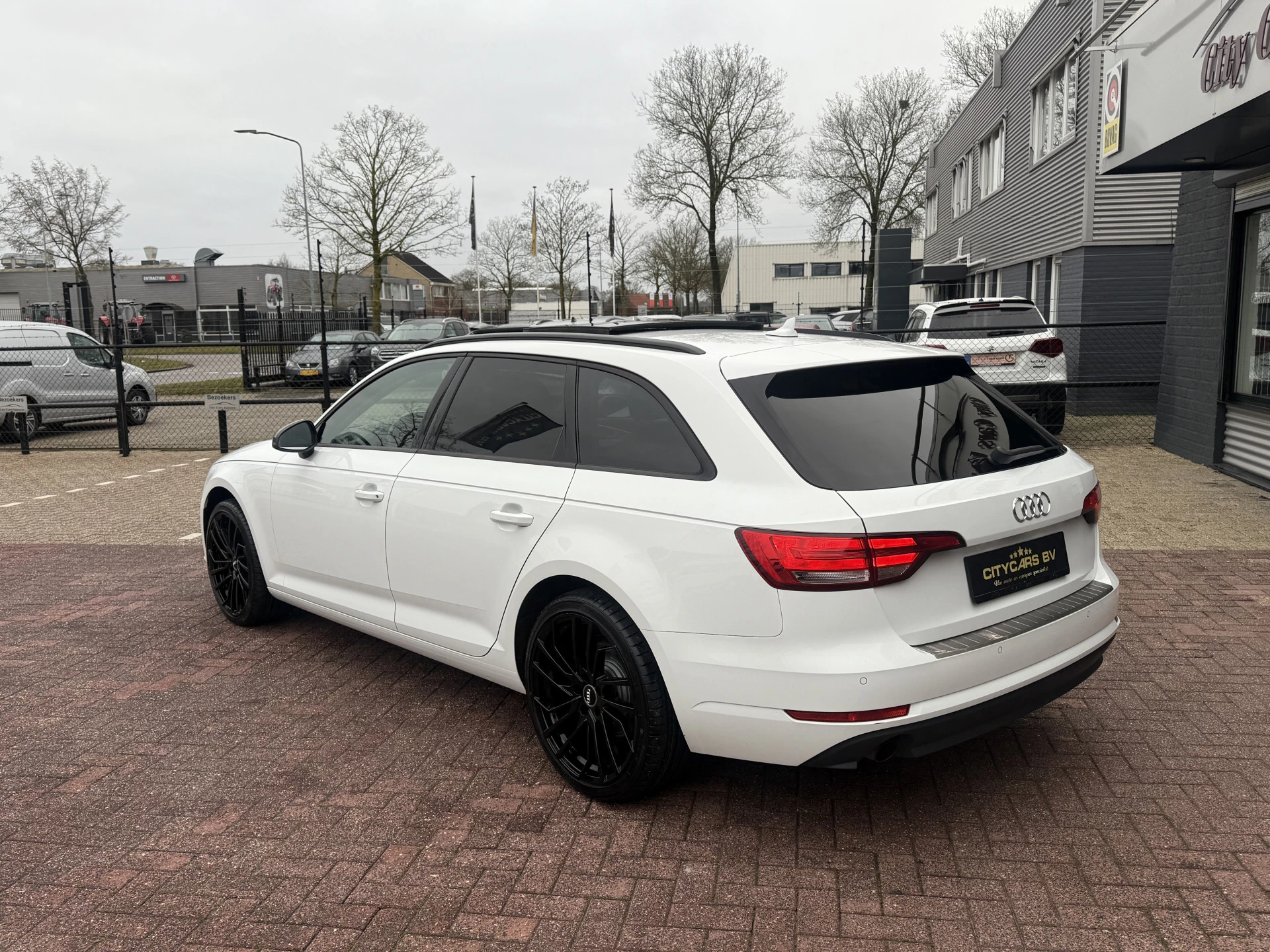 Hoofdafbeelding Audi A4