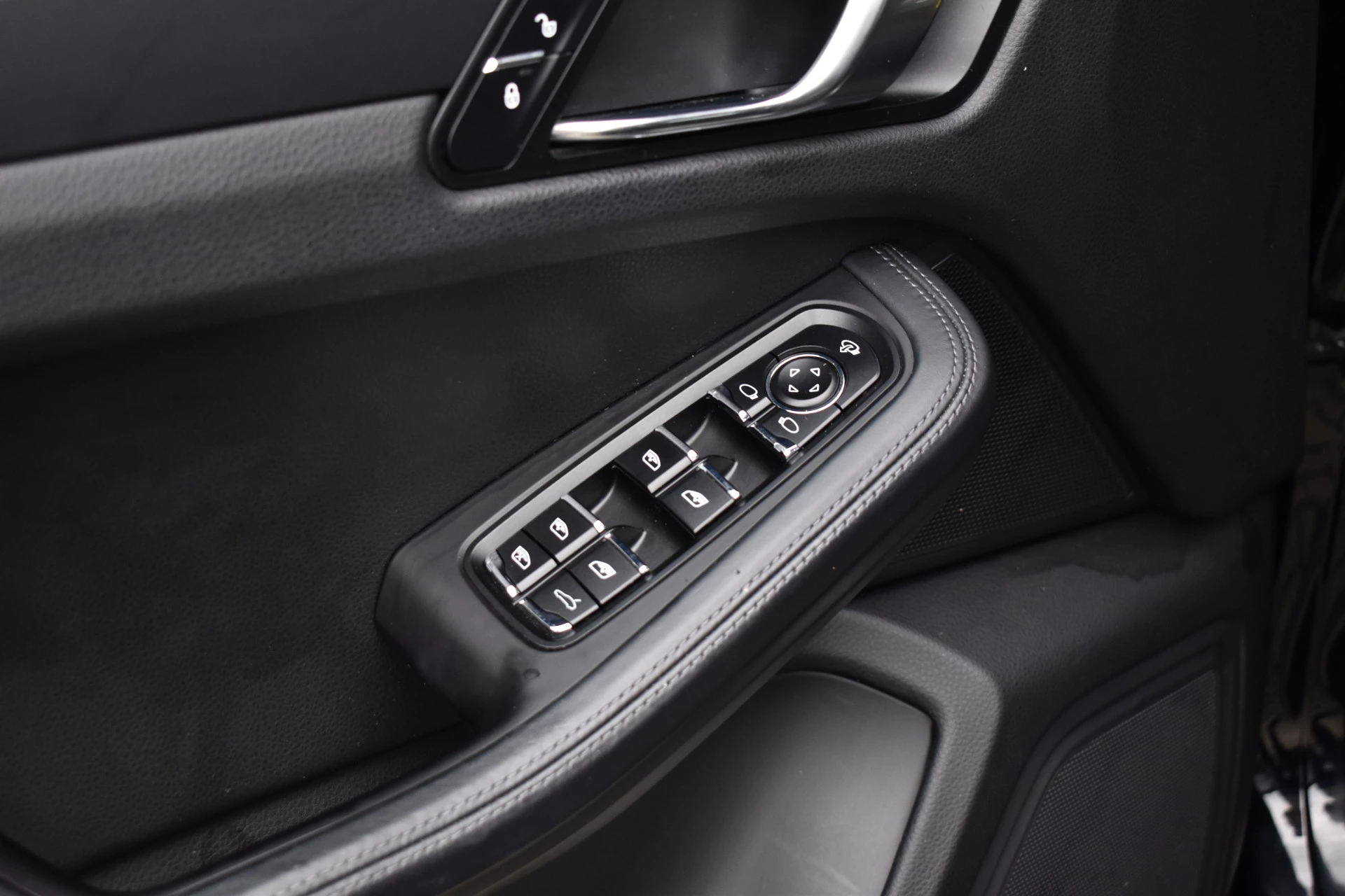 Hoofdafbeelding Porsche Macan