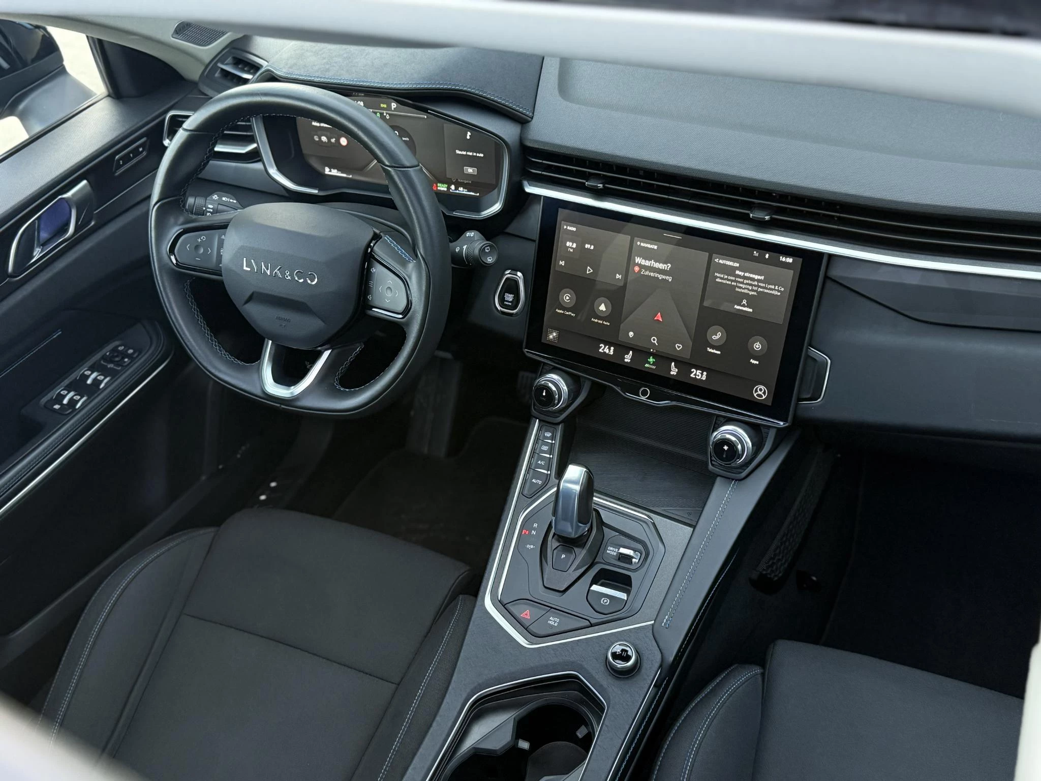 Hoofdafbeelding Lynk & Co 01