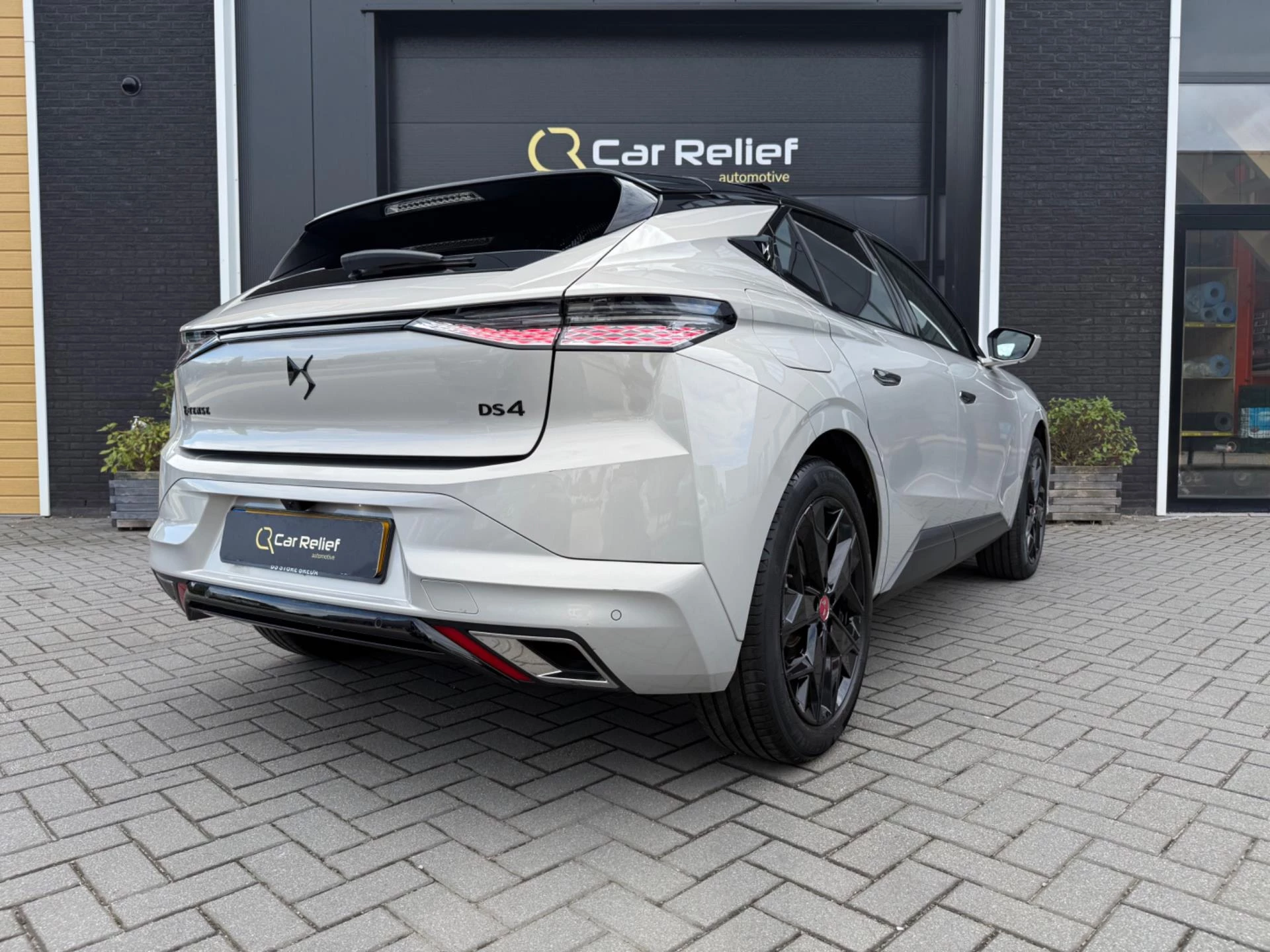 Hoofdafbeelding DS DS 4