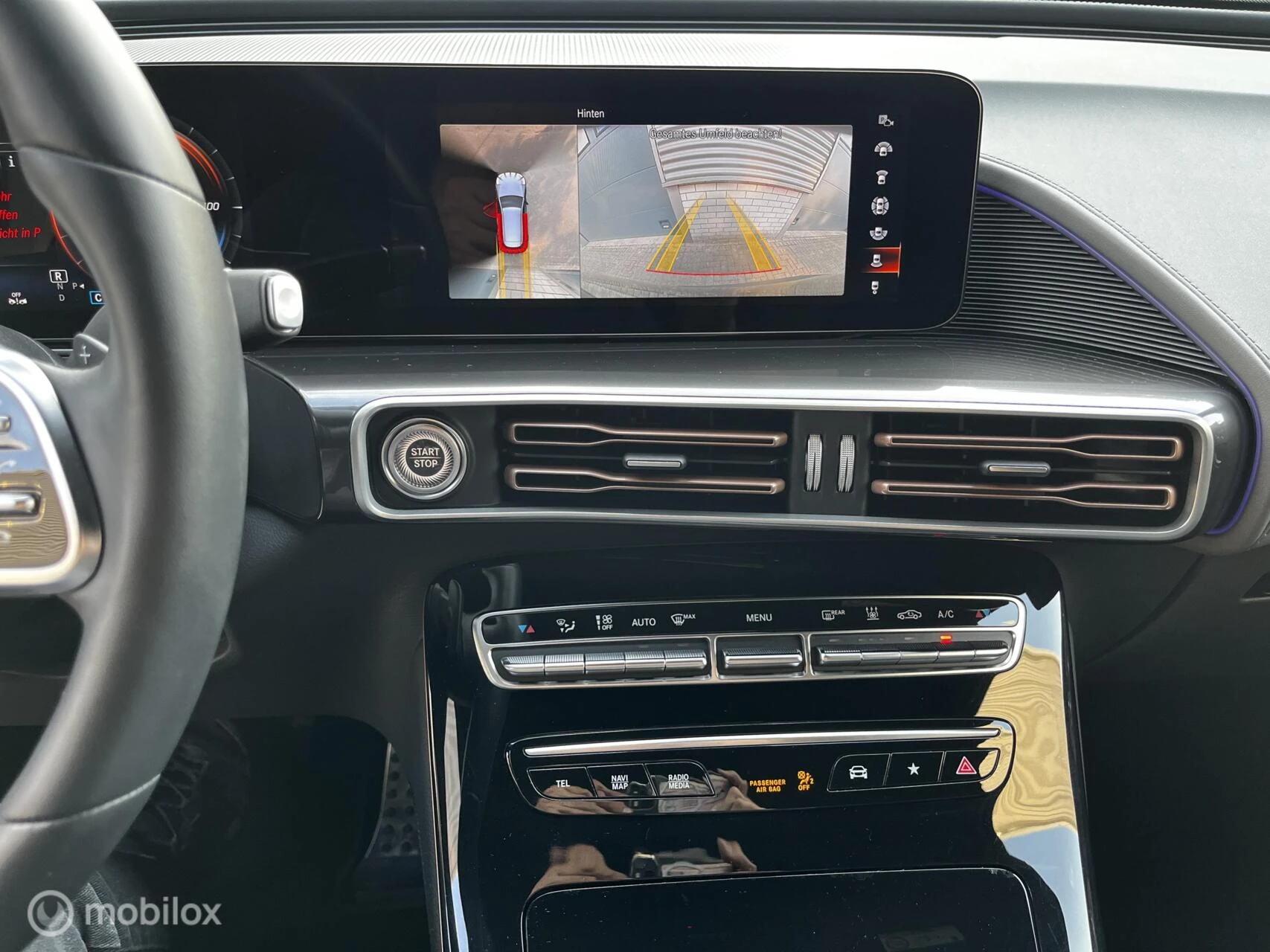 Hoofdafbeelding Mercedes-Benz EQC