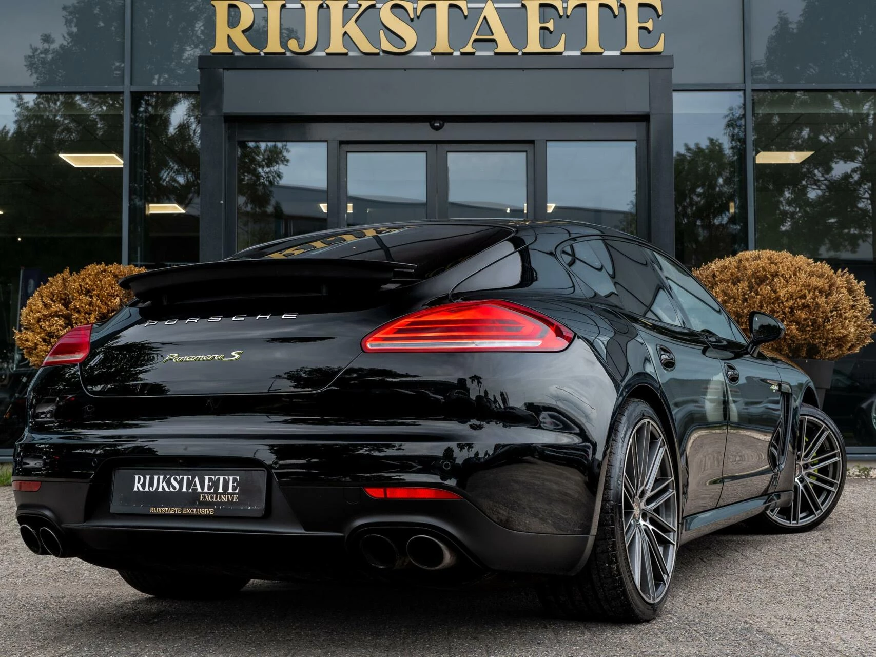Hoofdafbeelding Porsche Panamera