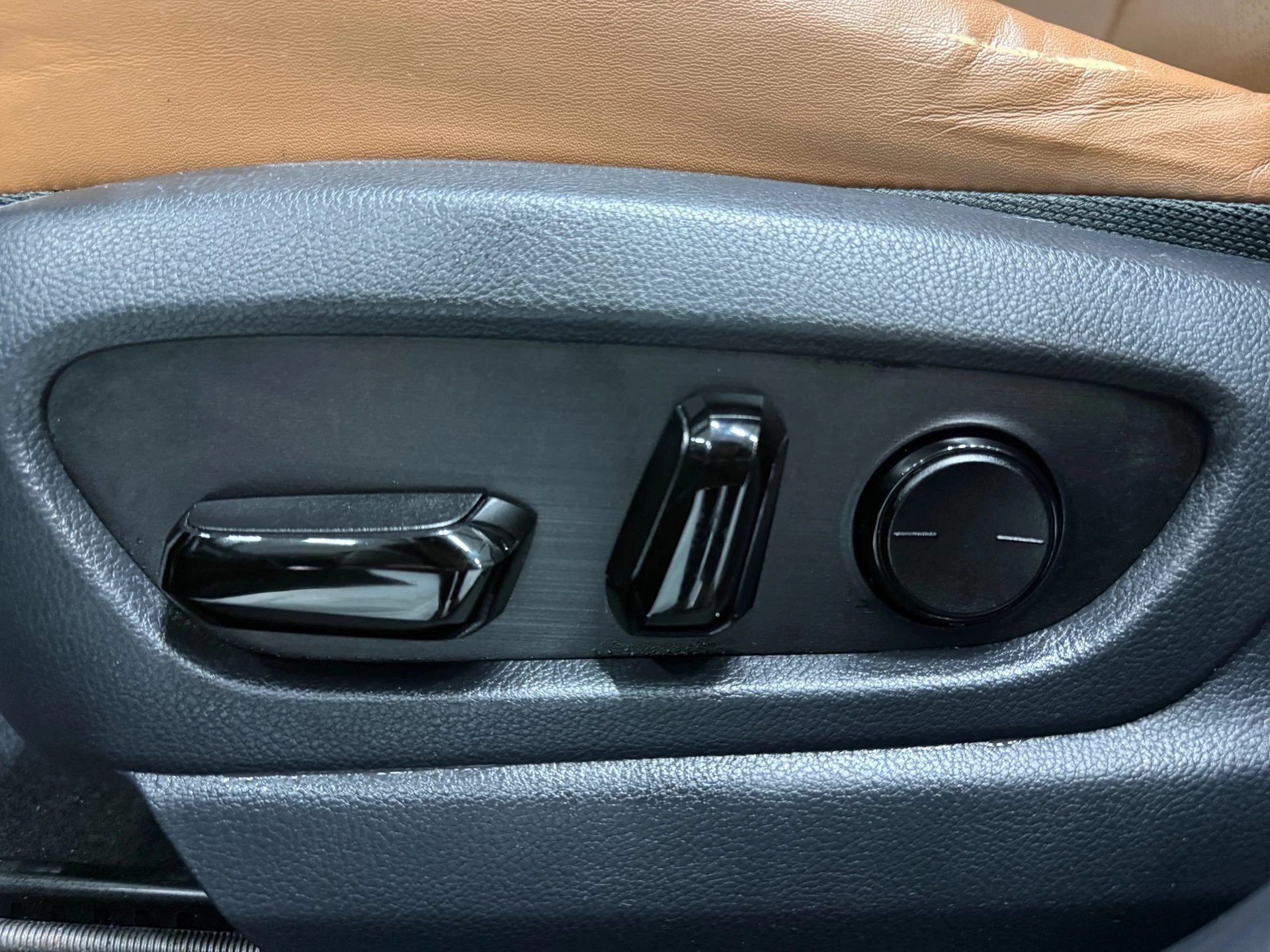 Hoofdafbeelding Lexus UX