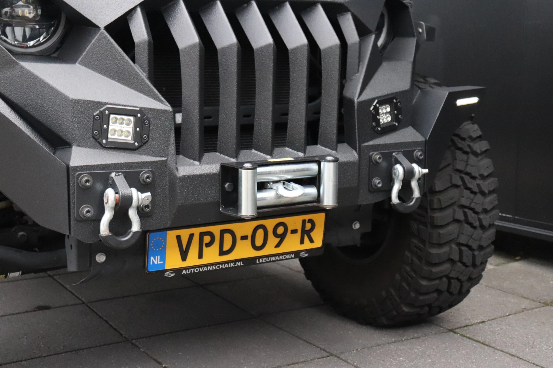 Hoofdafbeelding Jeep BRUTE | 246 PK | LEDER | CAMERA | NAVI | CRUISE | UNIEK NW-PRIJS 250.000,-