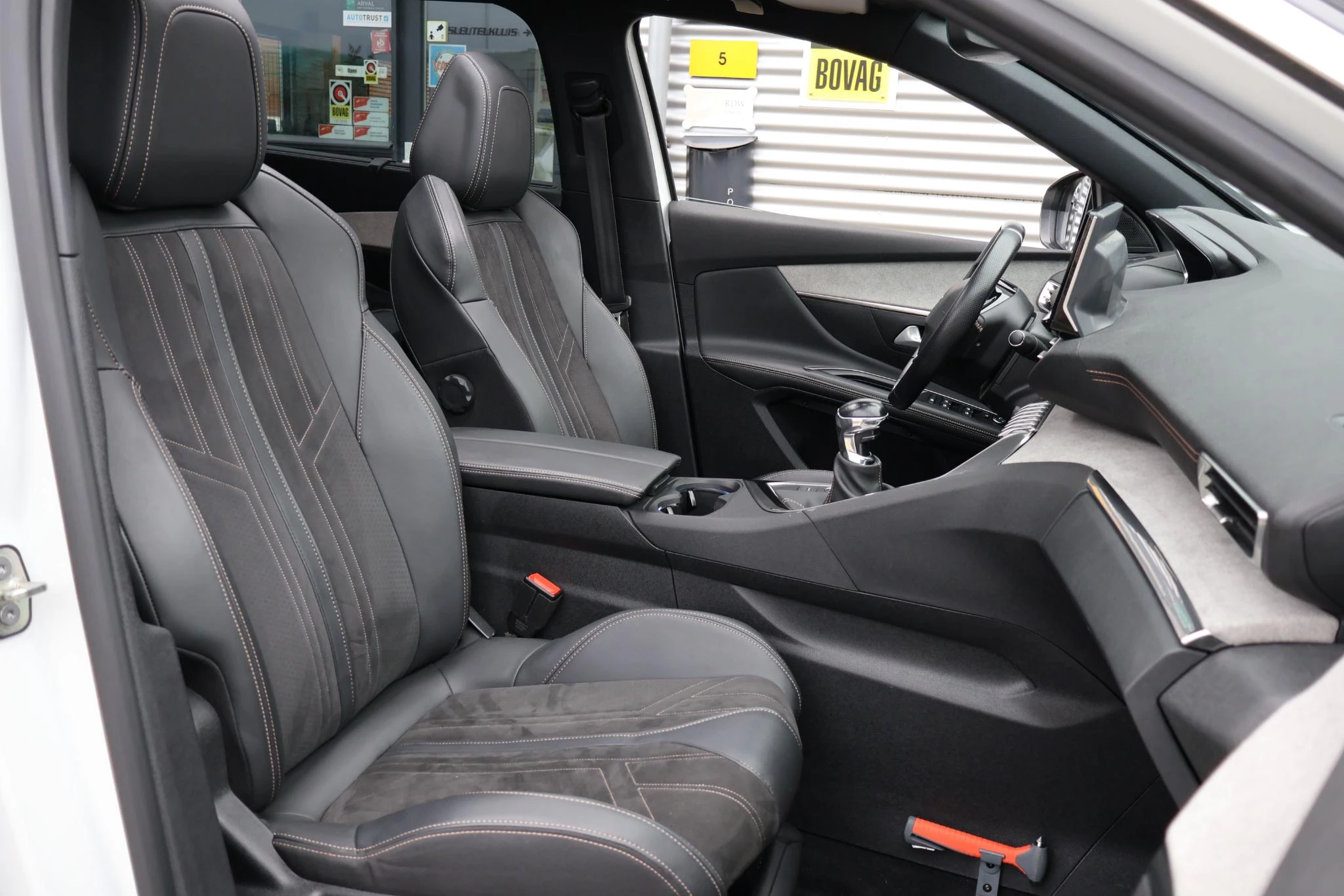 Hoofdafbeelding Peugeot 5008