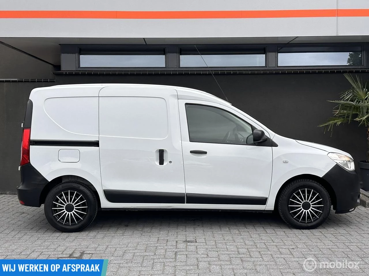 Hoofdafbeelding Dacia Dokker