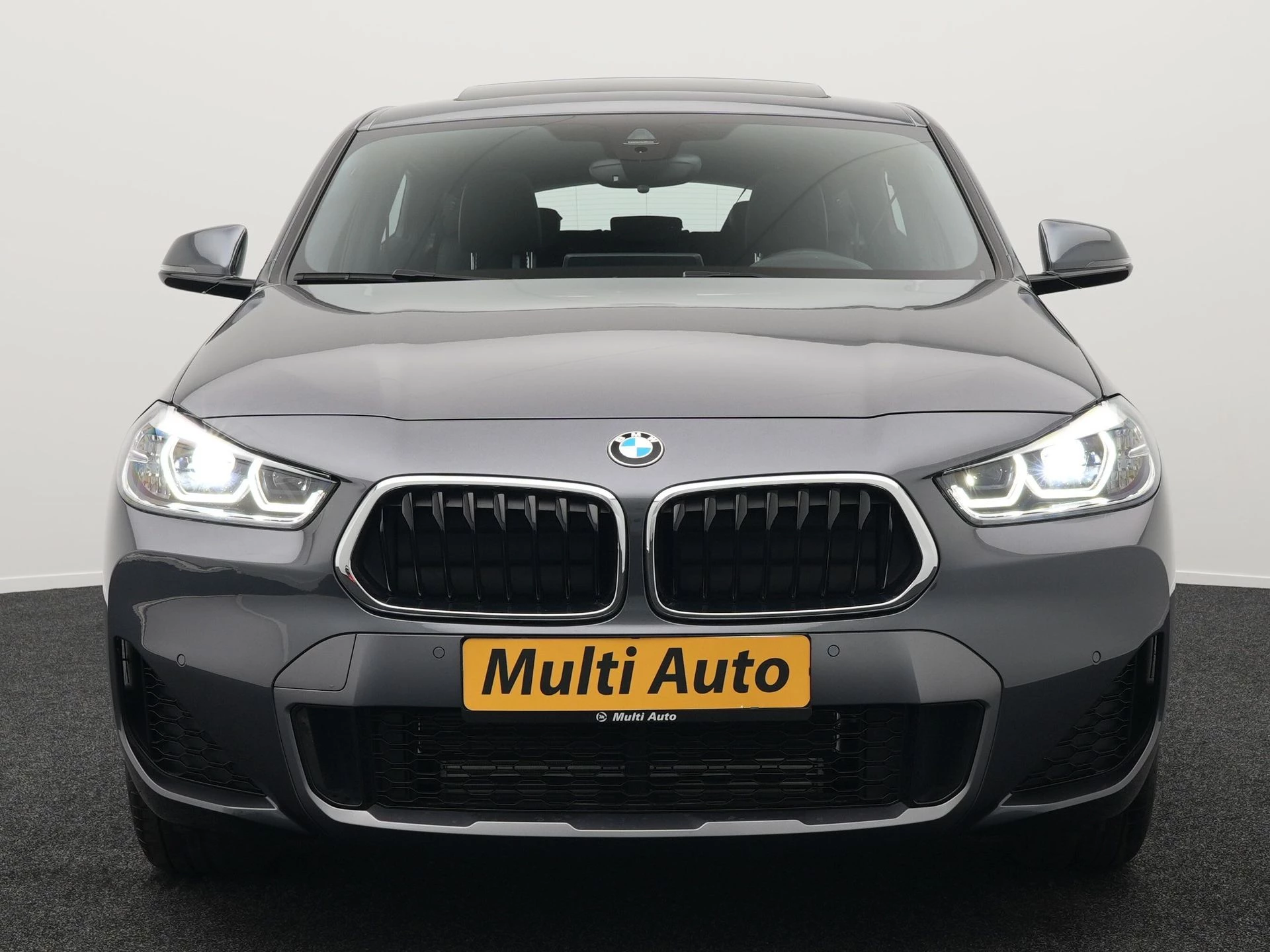 Hoofdafbeelding BMW X2