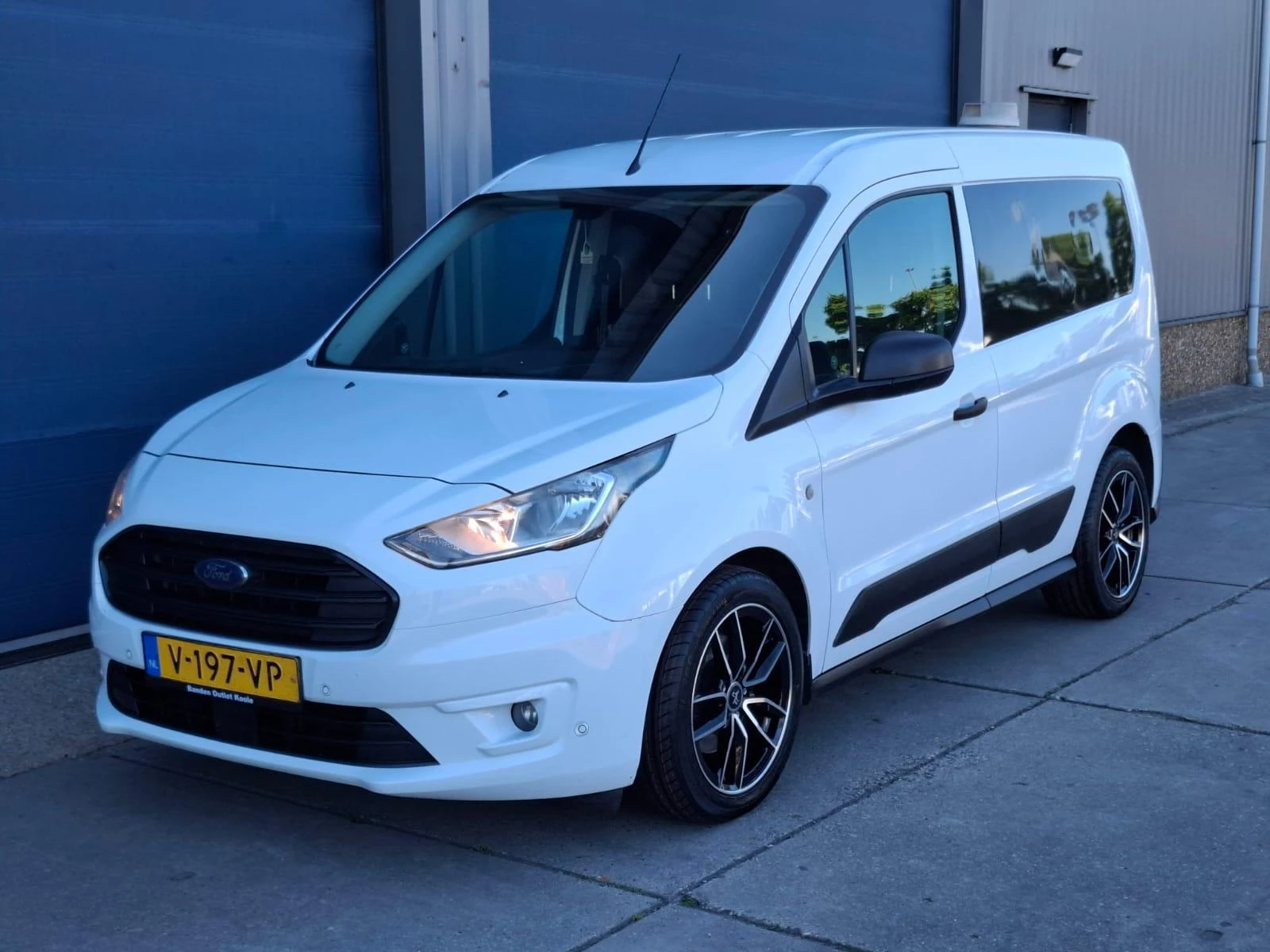 Hoofdafbeelding Ford Transit Connect