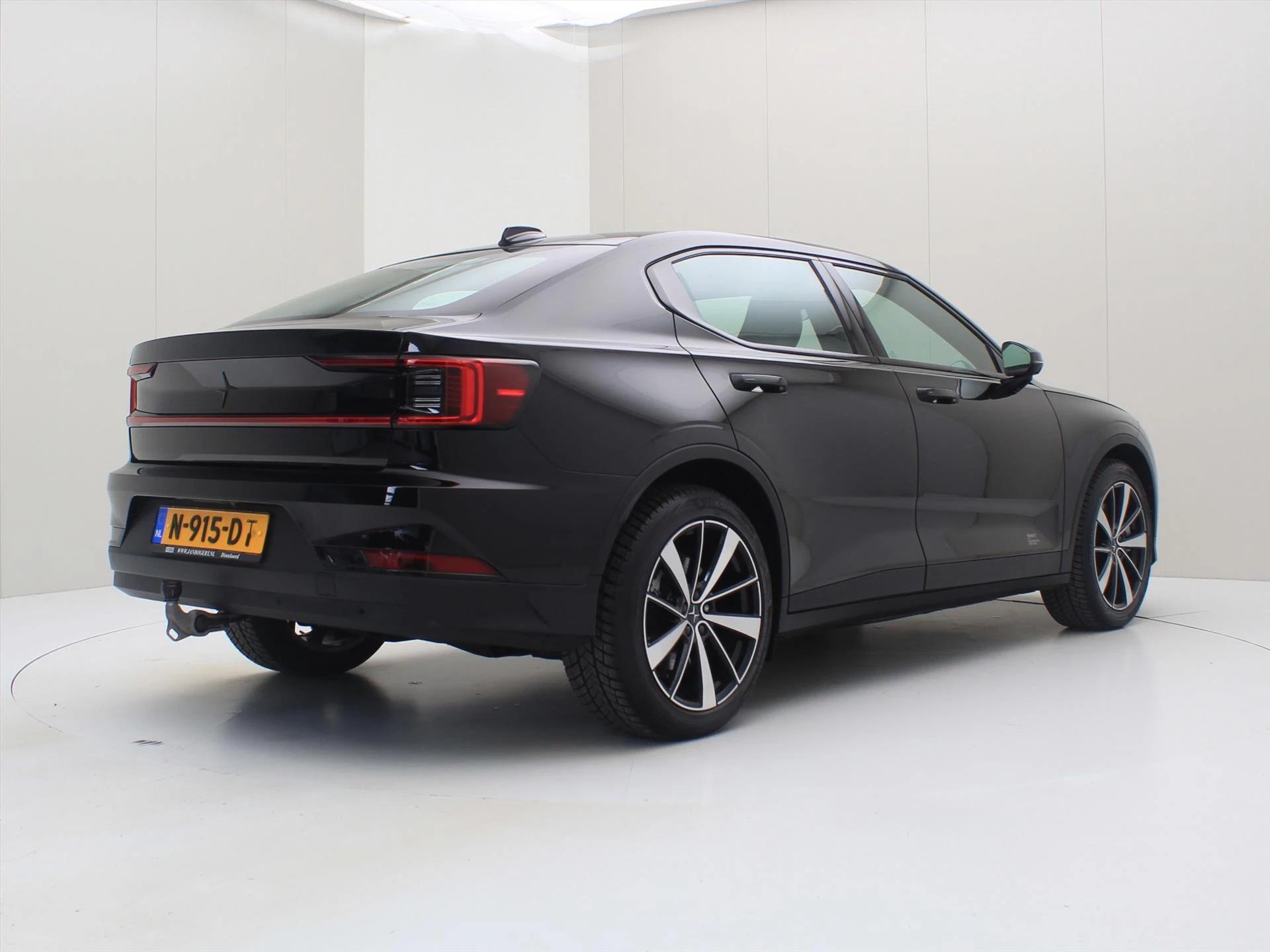 Hoofdafbeelding Polestar 2
