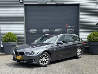 BMW 3-serie Touring 320d EfficientDynamics Edition High Executive Upgr | Navigatie | Climate Control | Stoelverwarming | Lichtmetalen Velgen |