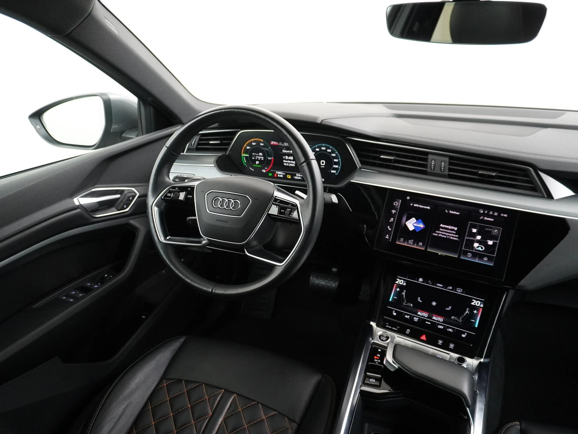 Hoofdafbeelding Audi e-tron