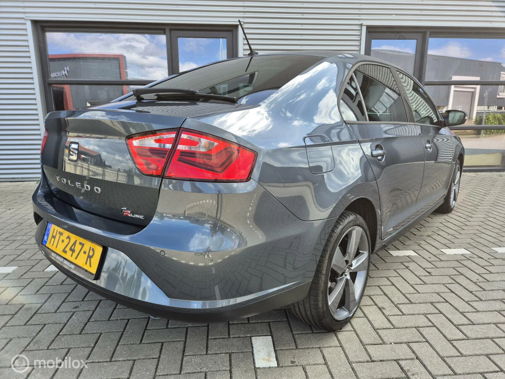 Hoofdafbeelding SEAT Toledo