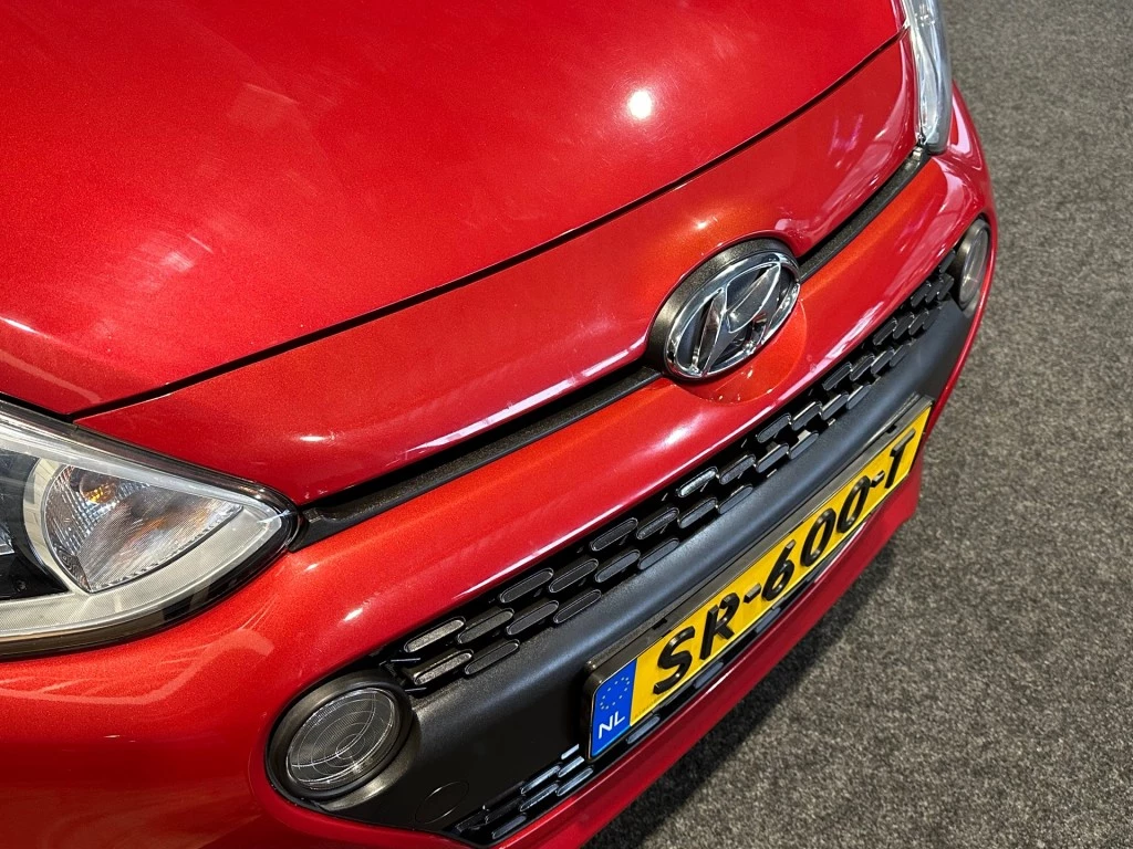 Hoofdafbeelding Hyundai i10