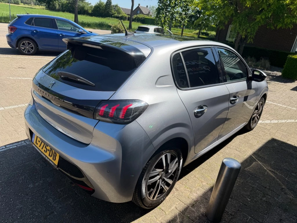 Hoofdafbeelding Peugeot 208