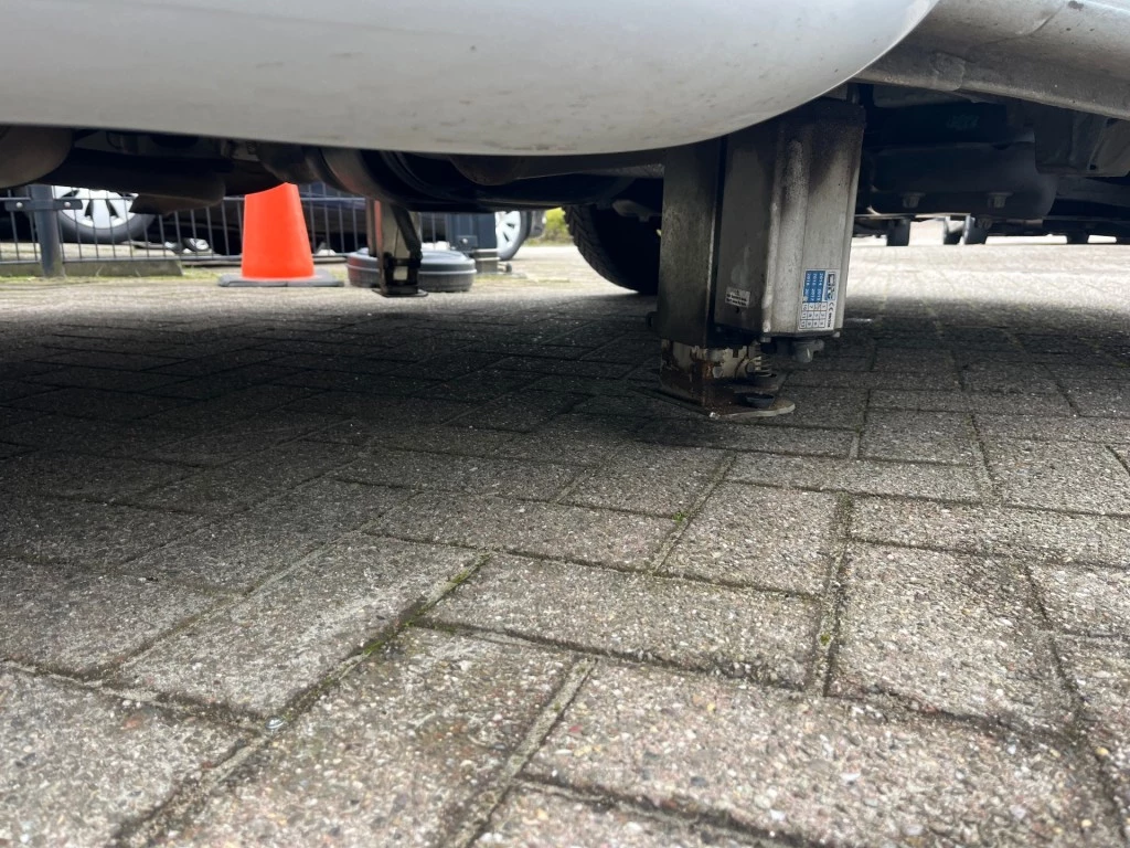 Hoofdafbeelding Dethleffs Globebus