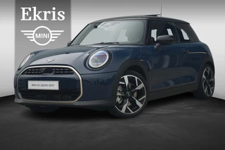 Mini 3-Deurs Cooper C / Favoured Uitvoering / Pakket M / 18'' LM Velgen